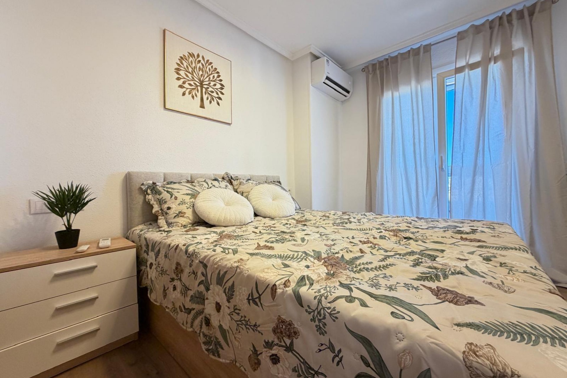 Sale - Apartamento -
Torrevieja - Parque de las Naciones
