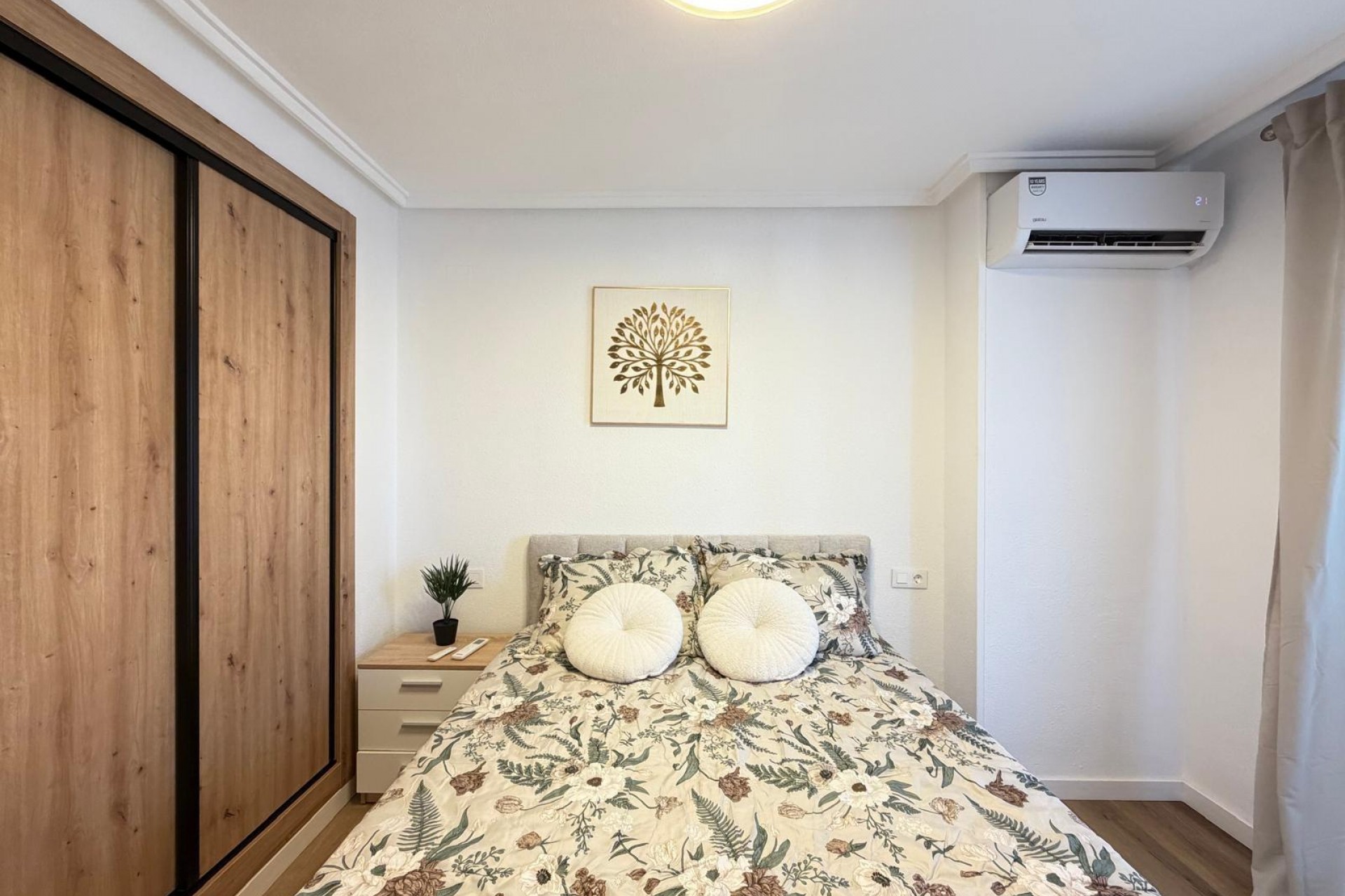 Sale - Apartamento -
Torrevieja - Parque de las Naciones