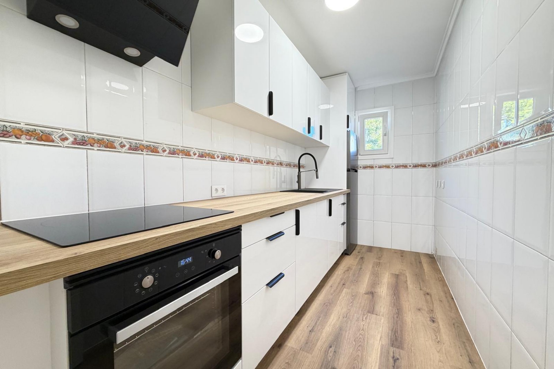 Sale - Apartamento -
Torrevieja - Parque de las Naciones