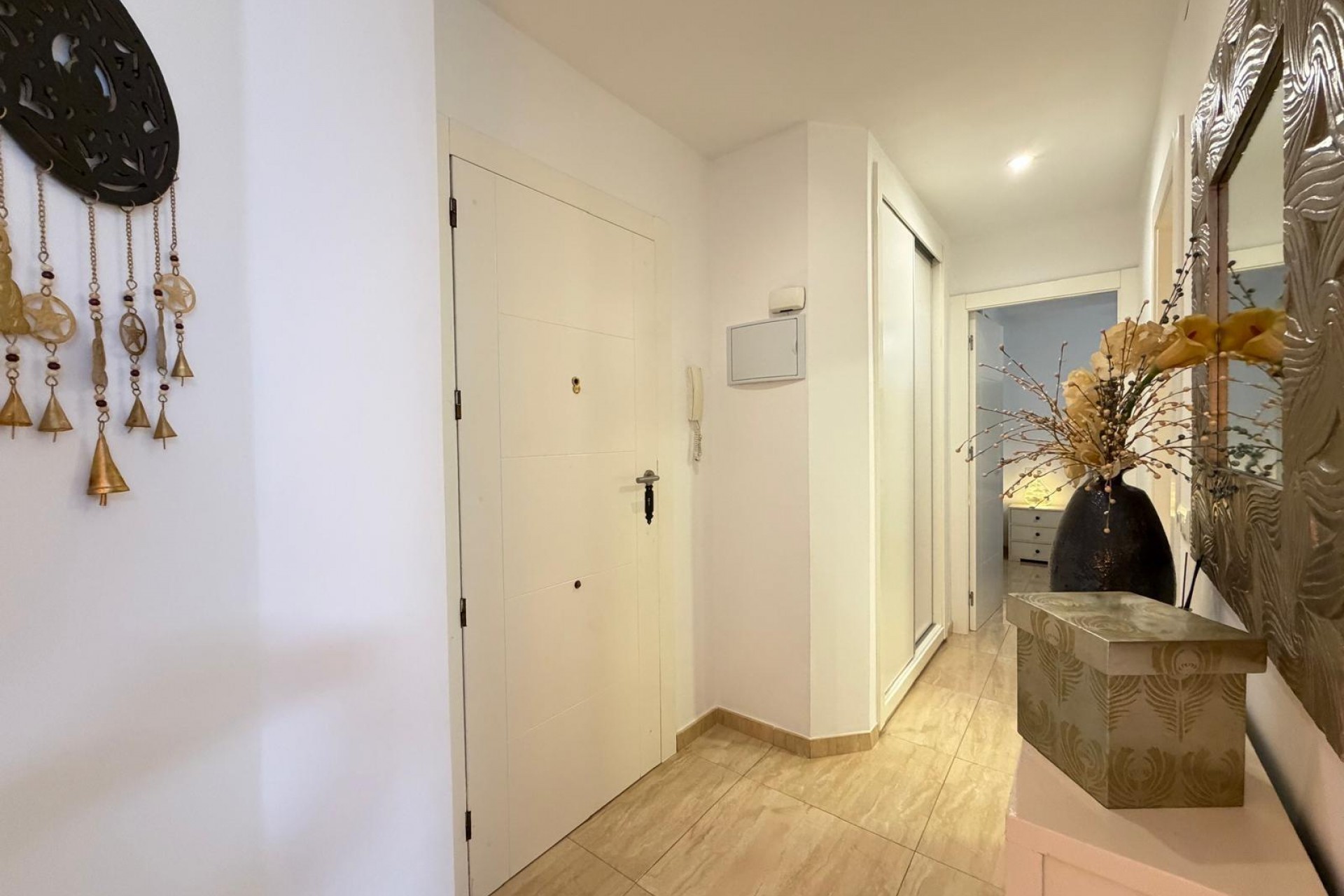 Sale - Apartamento -
Torrevieja - Paseo maritimo