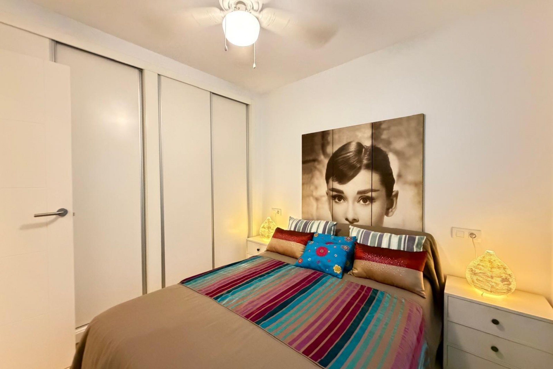 Sale - Apartamento -
Torrevieja - Paseo maritimo