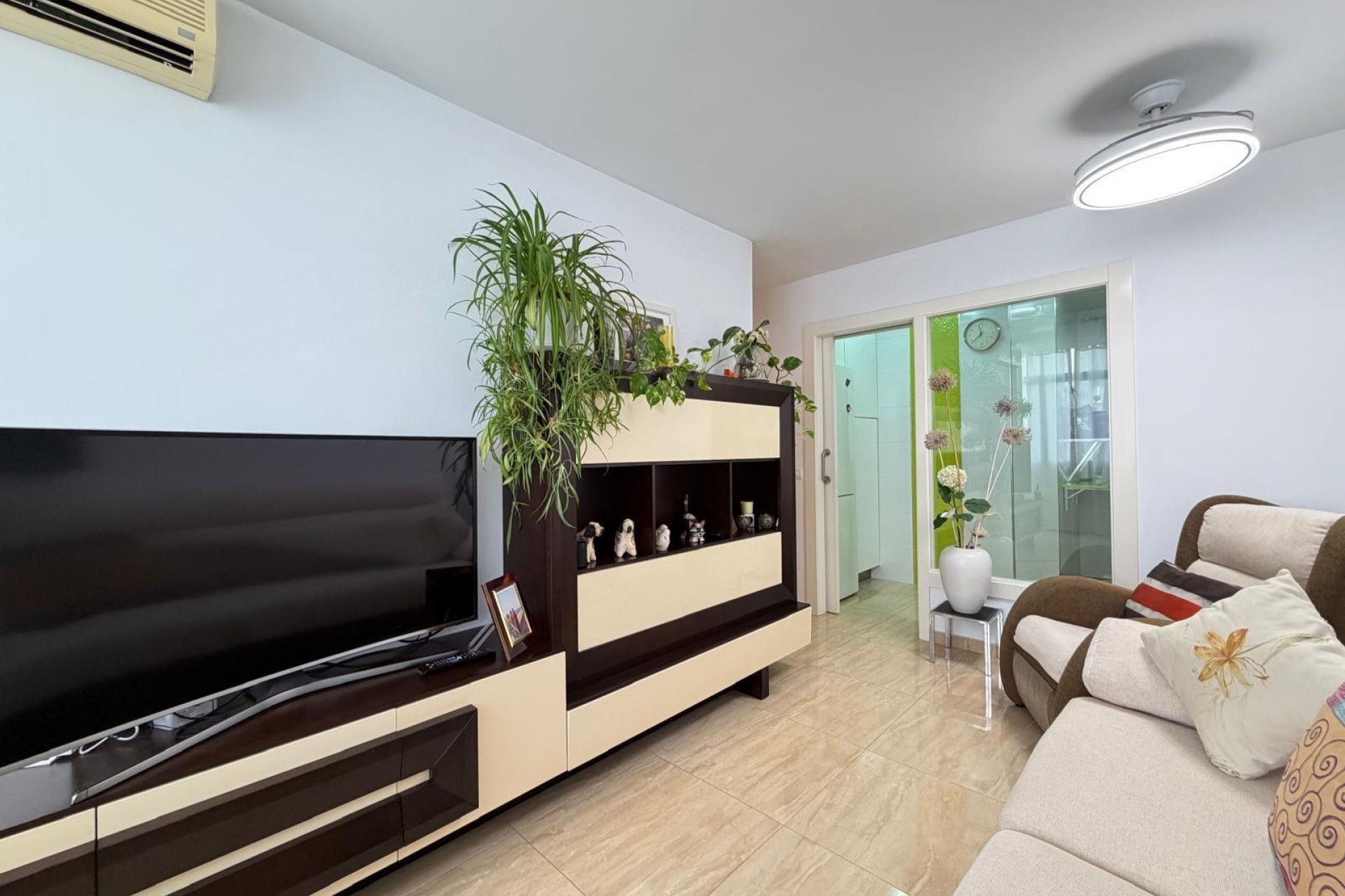 Sale - Apartamento -
Torrevieja - Paseo maritimo