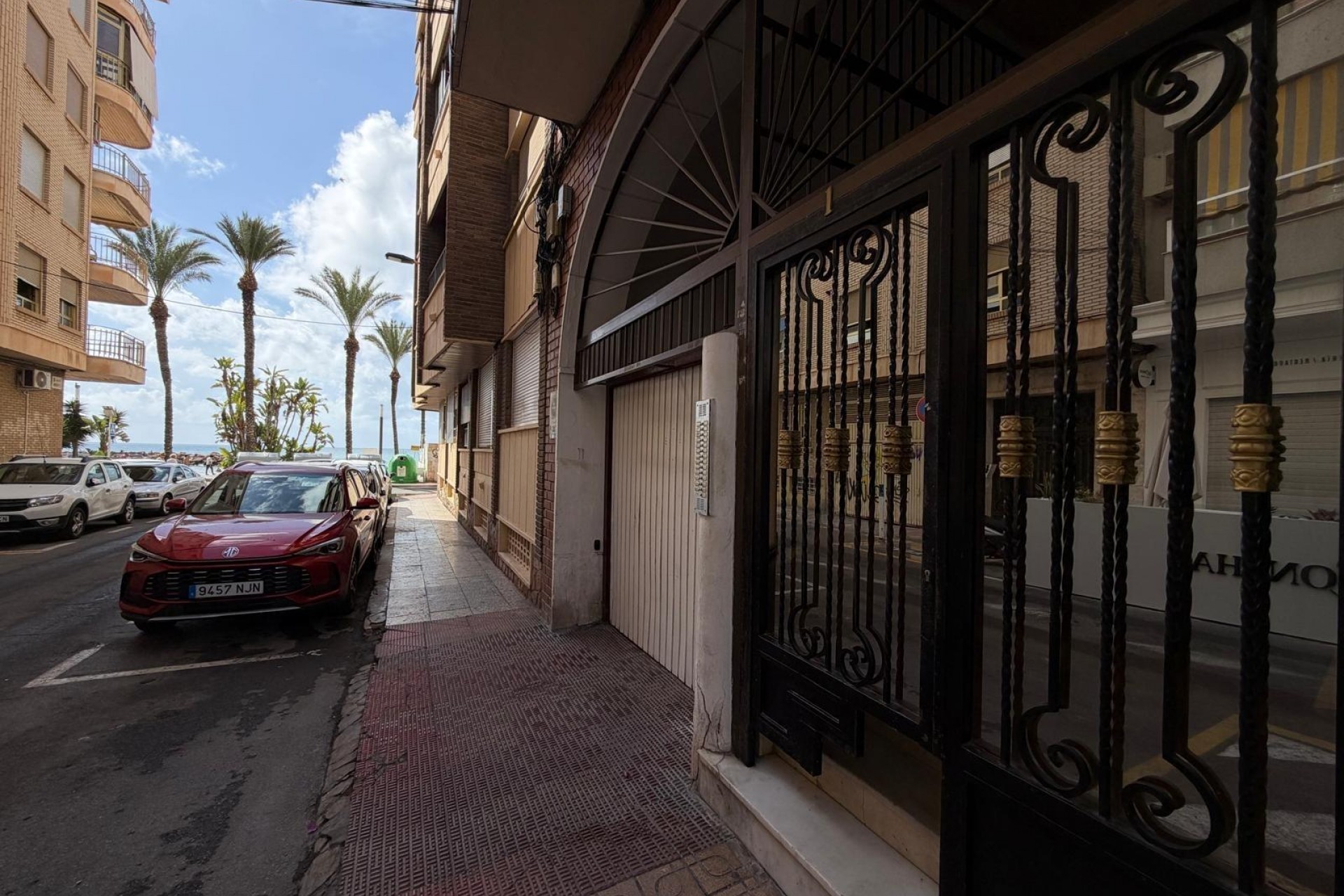 Sale - Apartamento -
Torrevieja - Paseo maritimo
