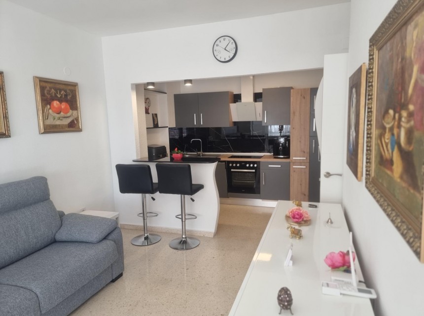 Sale - Apartamento -
Torrevieja - Playa de los locos