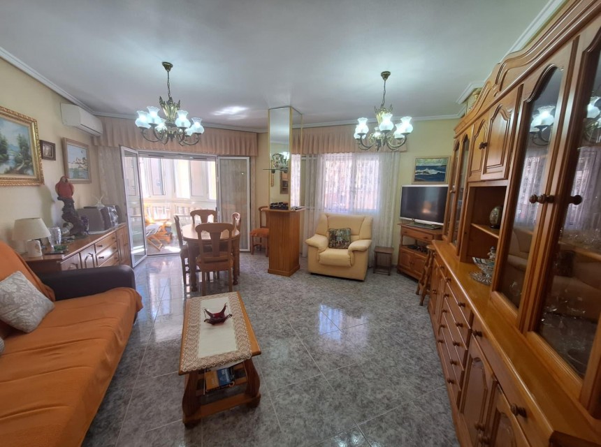 Sale - Apartamento -
Torrevieja - Playa de los locos