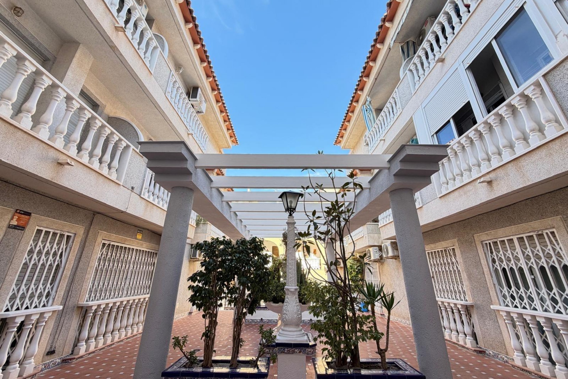 Sale - Apartamento -
Torrevieja - Playa de los locos