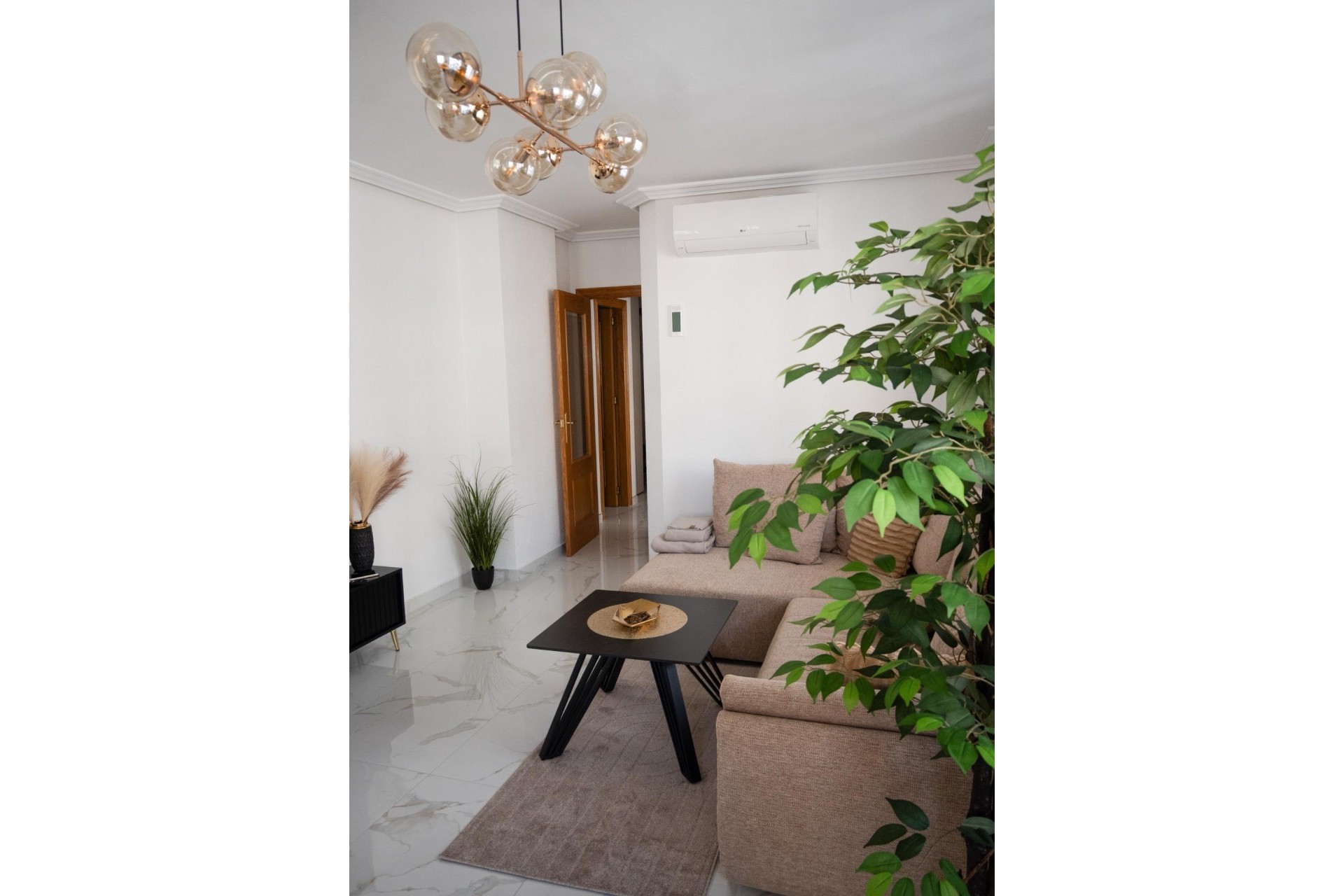 Sale - Apartamento -
Torrevieja - Playa del cura