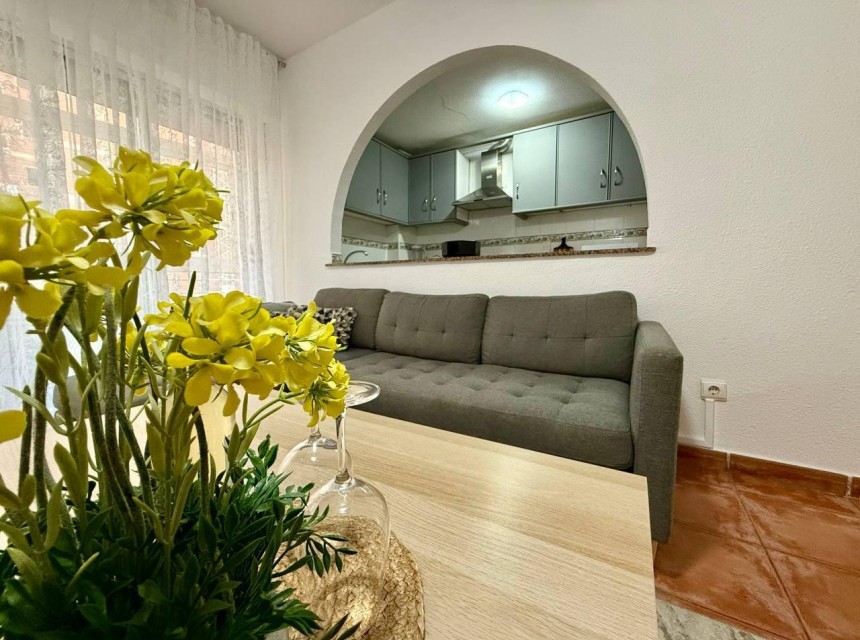 Sale - Apartamento -
Torrevieja - Playa del cura