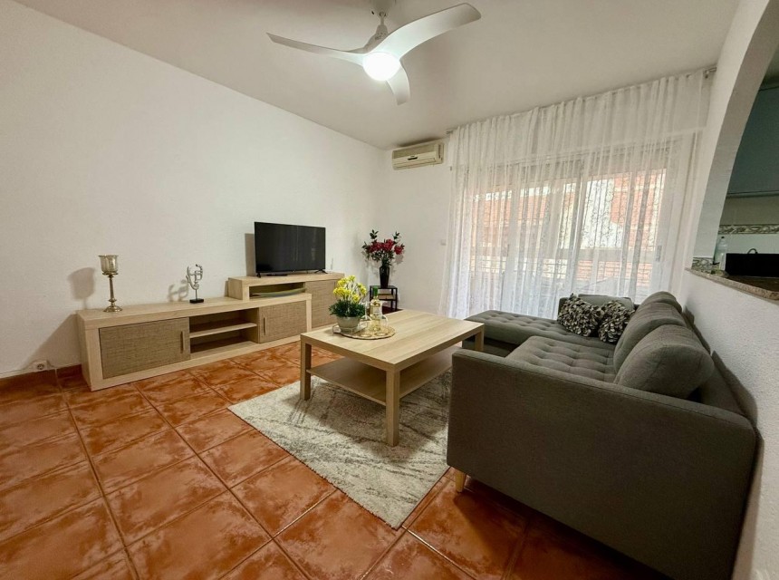 Sale - Apartamento -
Torrevieja - Playa del cura