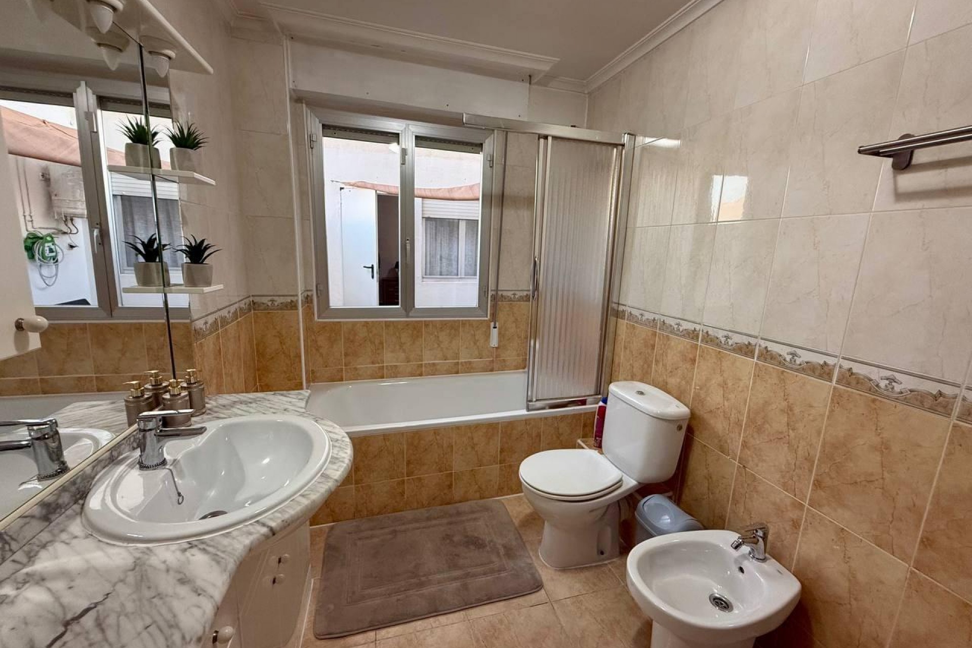 Sale - Apartamento -
Torrevieja - Playa del cura