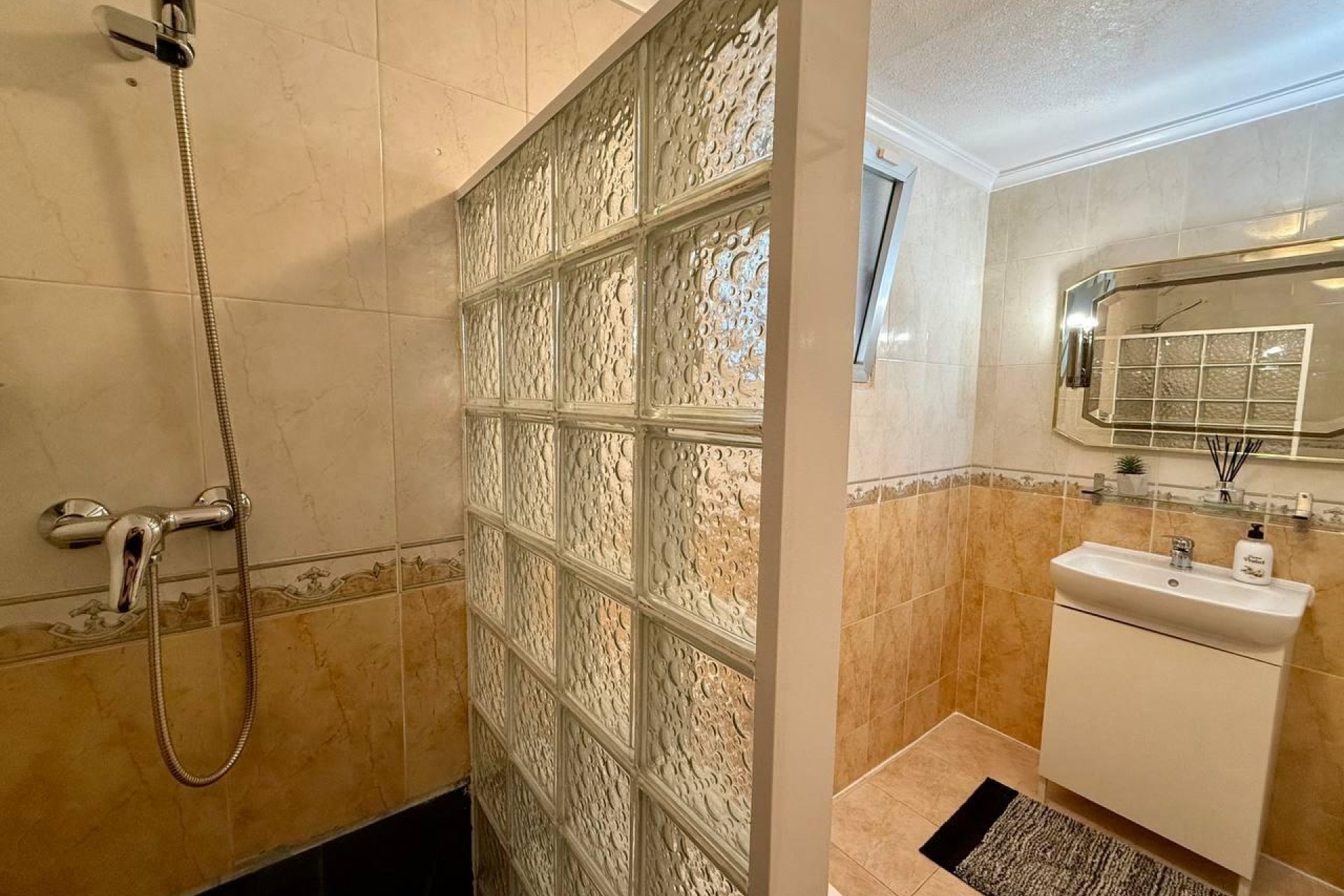 Sale - Apartamento -
Torrevieja - Playa del cura