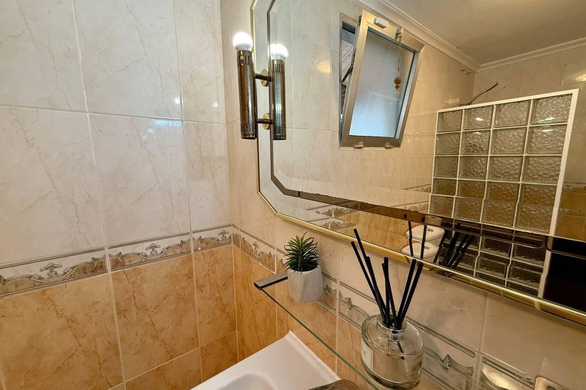 Sale - Apartamento -
Torrevieja - Playa del cura
