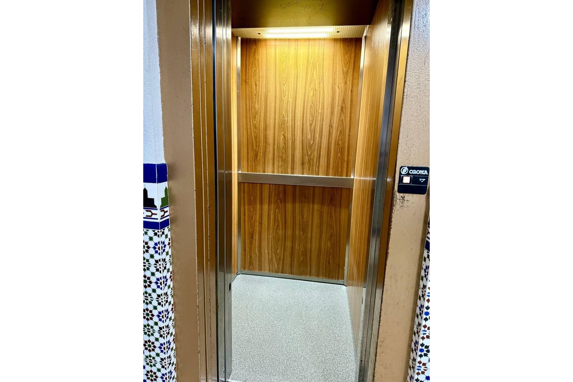 Sale - Apartamento -
Torrevieja - Playa del cura