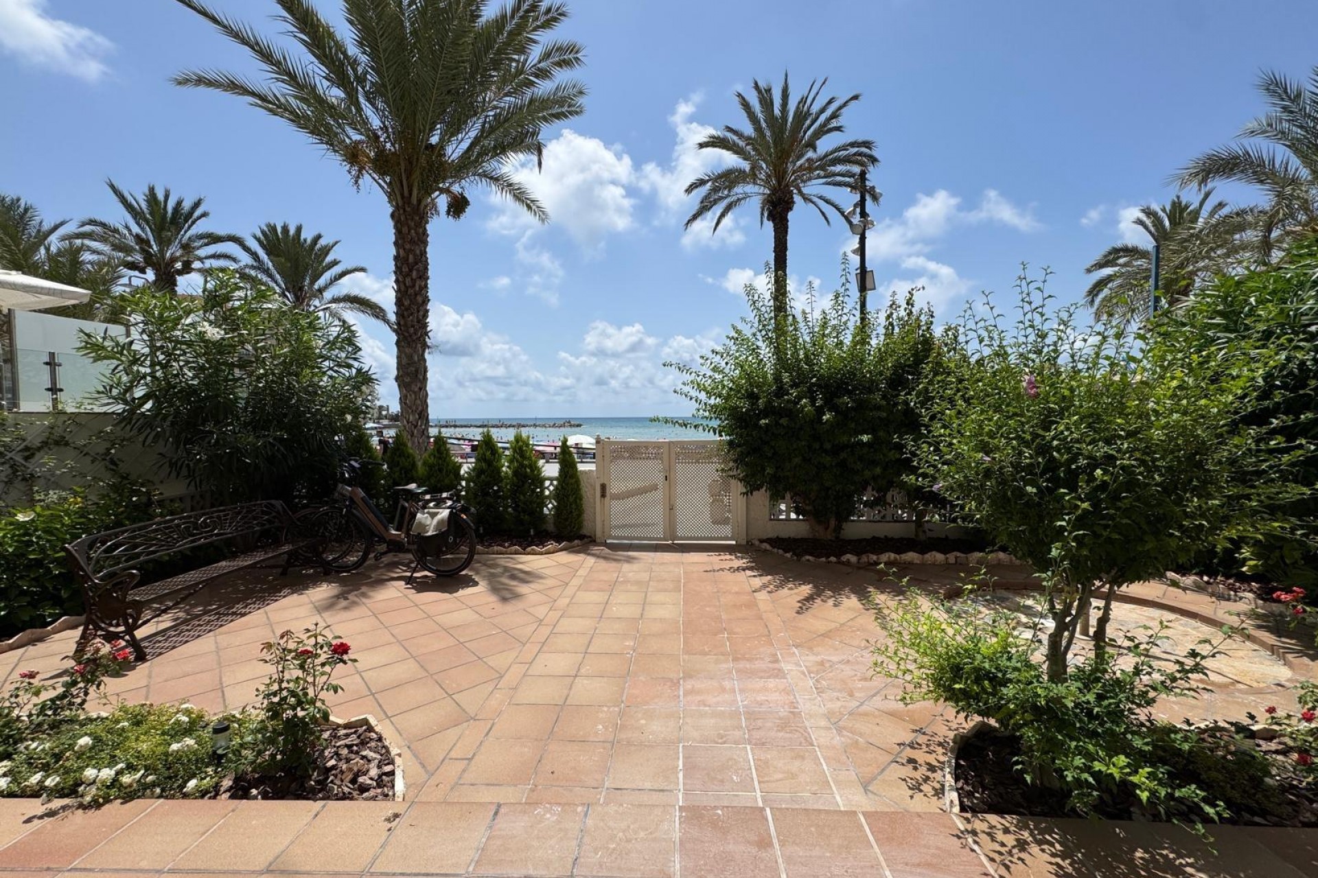 Sale - Apartamento -
Torrevieja - Playa del cura