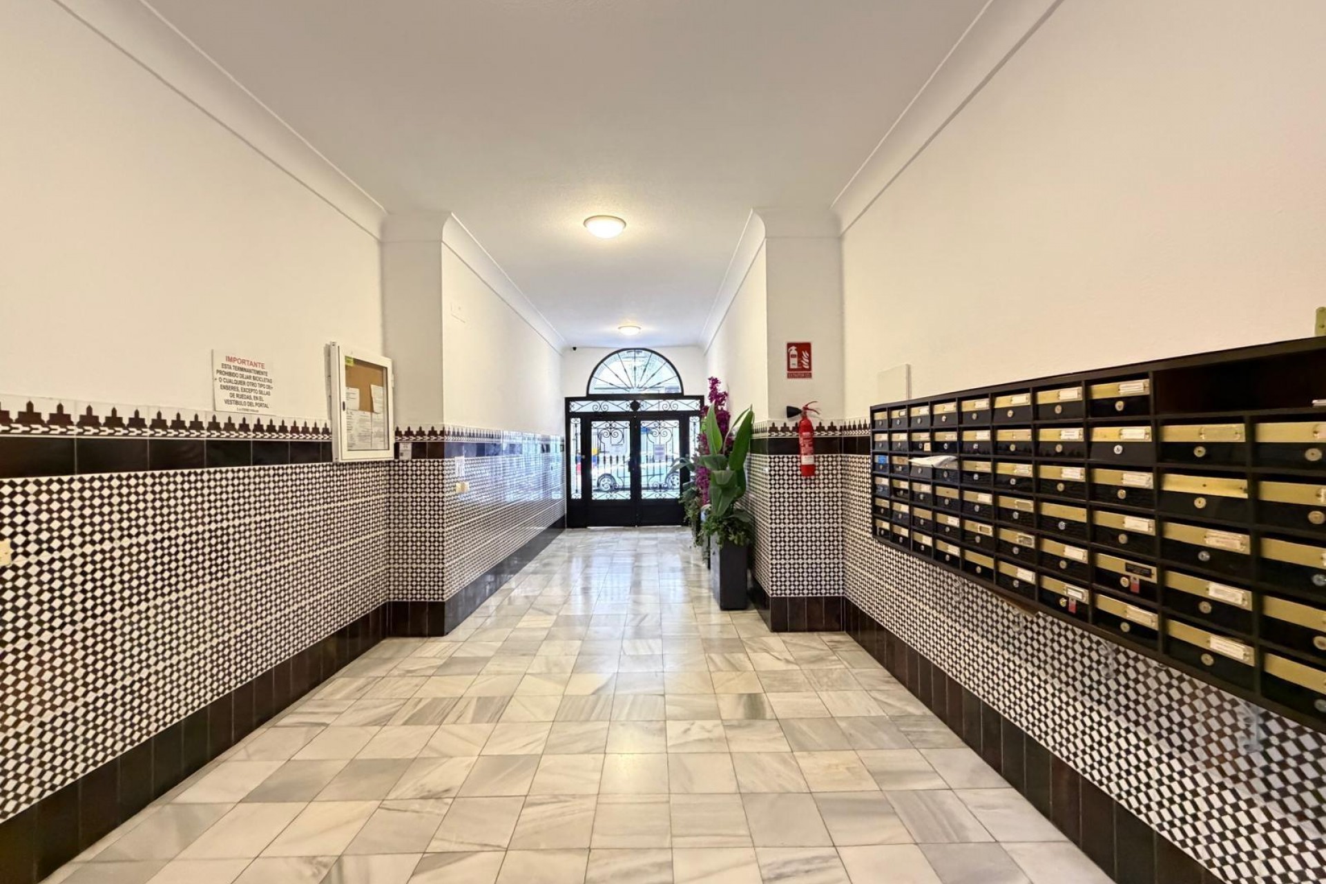 Sale - Apartamento -
Torrevieja - Playa del cura