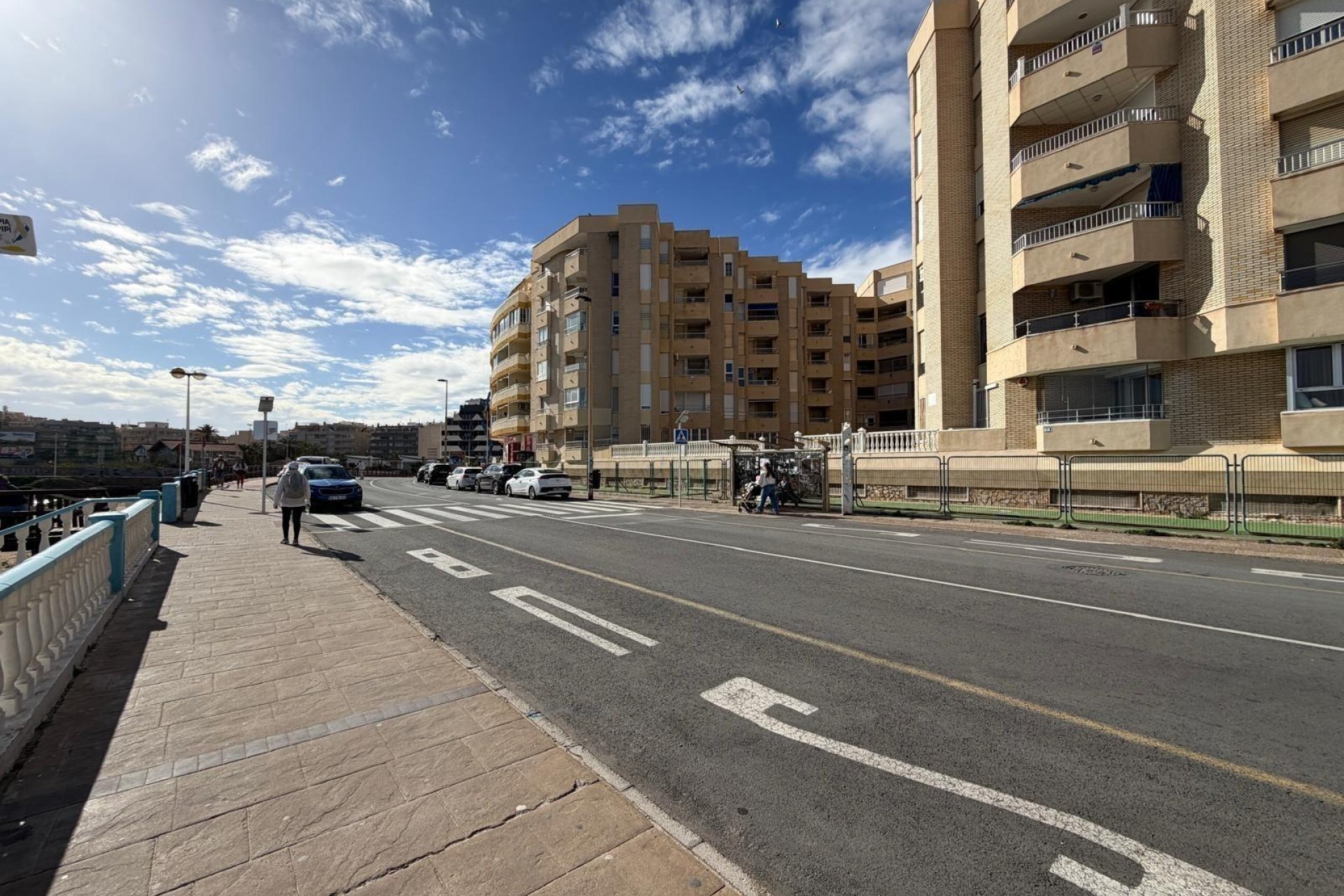 Sale - Apartamento -
Torrevieja - Playa del cura