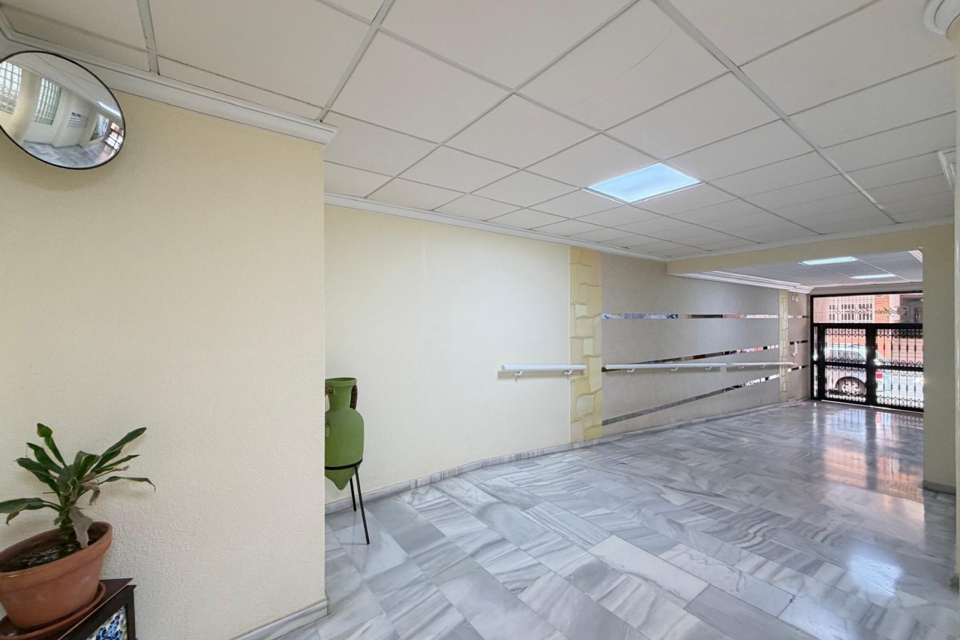 Sale - Apartamento -
Torrevieja - Playa del cura
