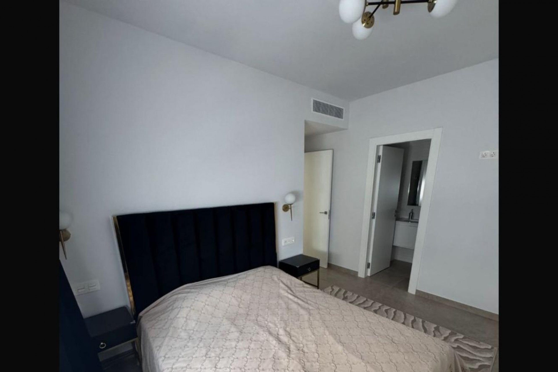 Sale - Apartamento -
Torrevieja - Playa del cura