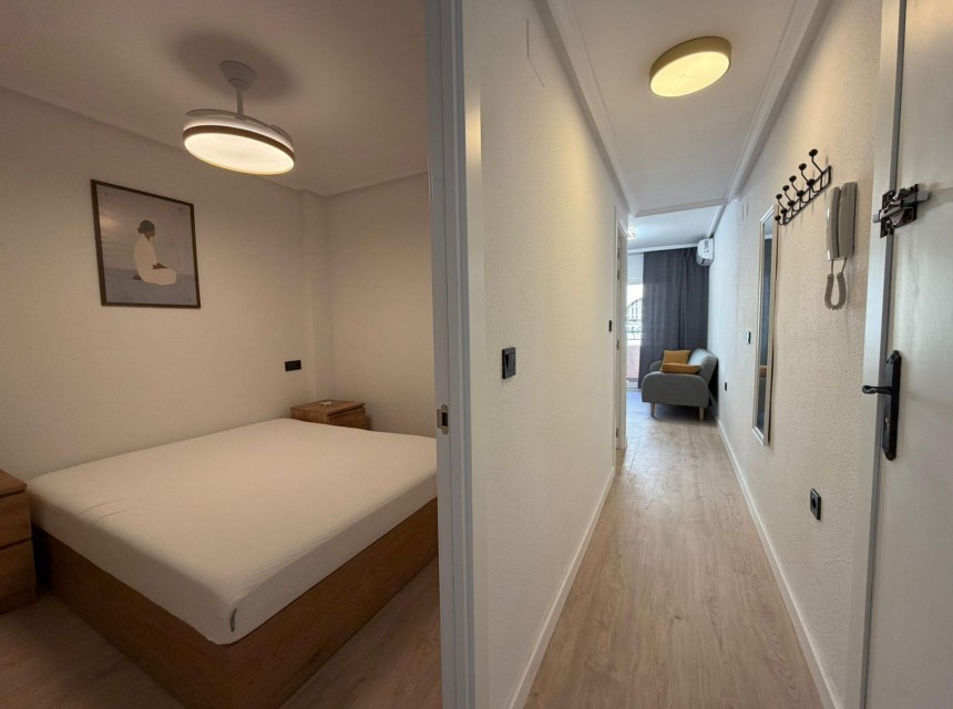Sale - Apartamento -
Torrevieja - Playa del cura