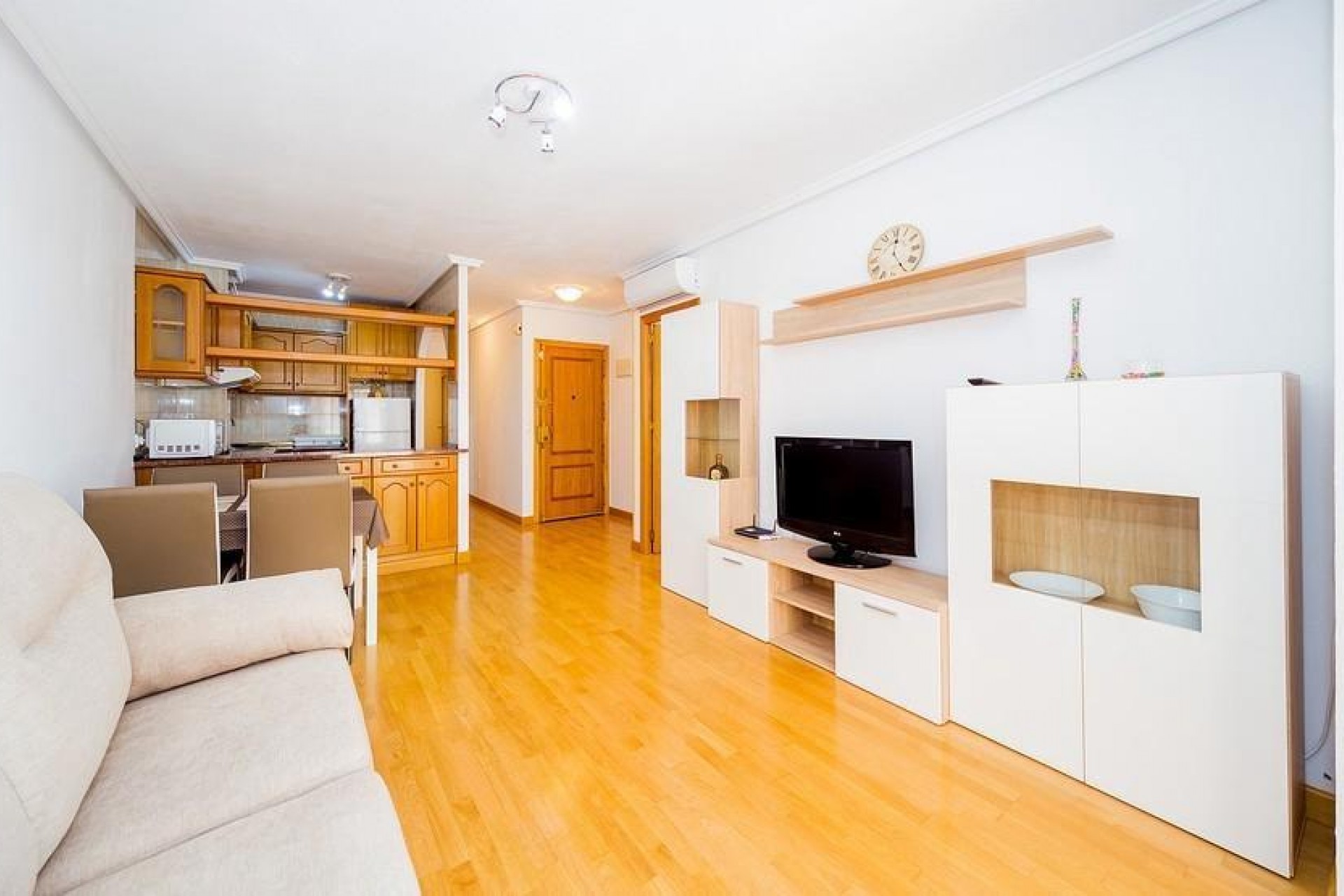 Sale - Apartamento -
Torrevieja - Playa del cura
