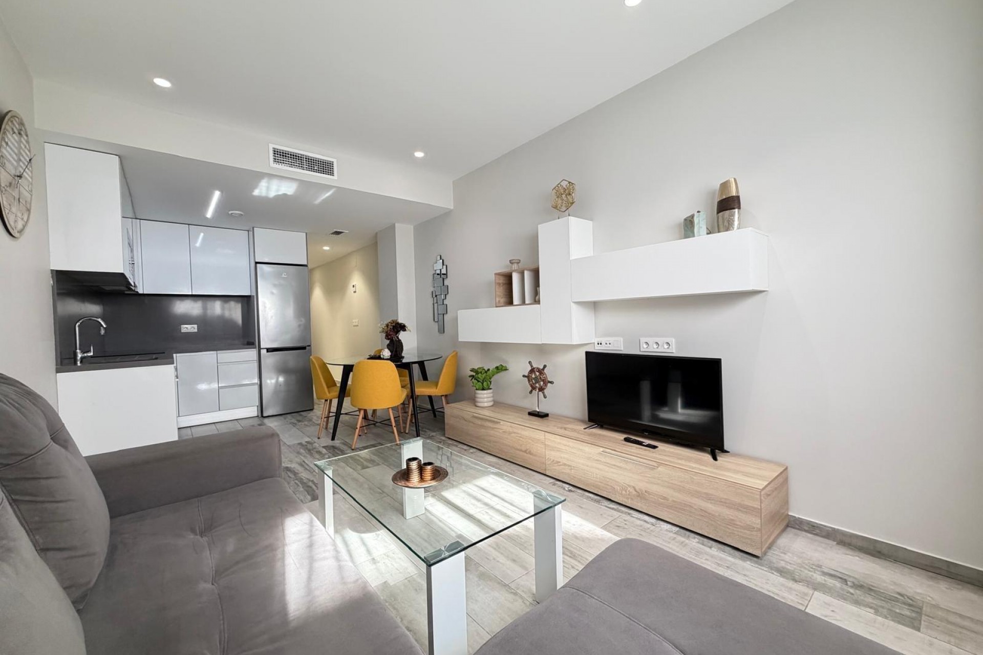 Sale - Apartamento -
Torrevieja - Playa del cura