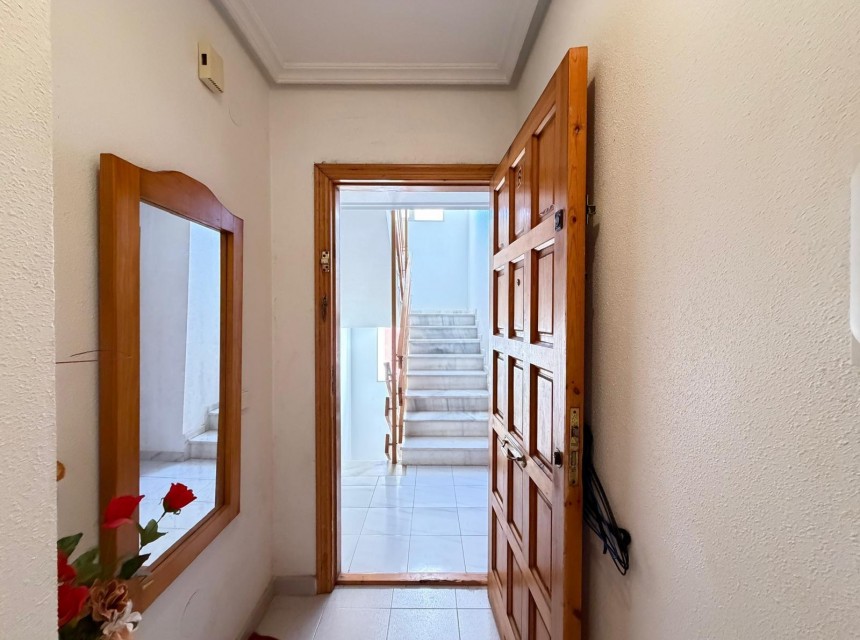 Sale - Apartamento -
Torrevieja - Playa del cura