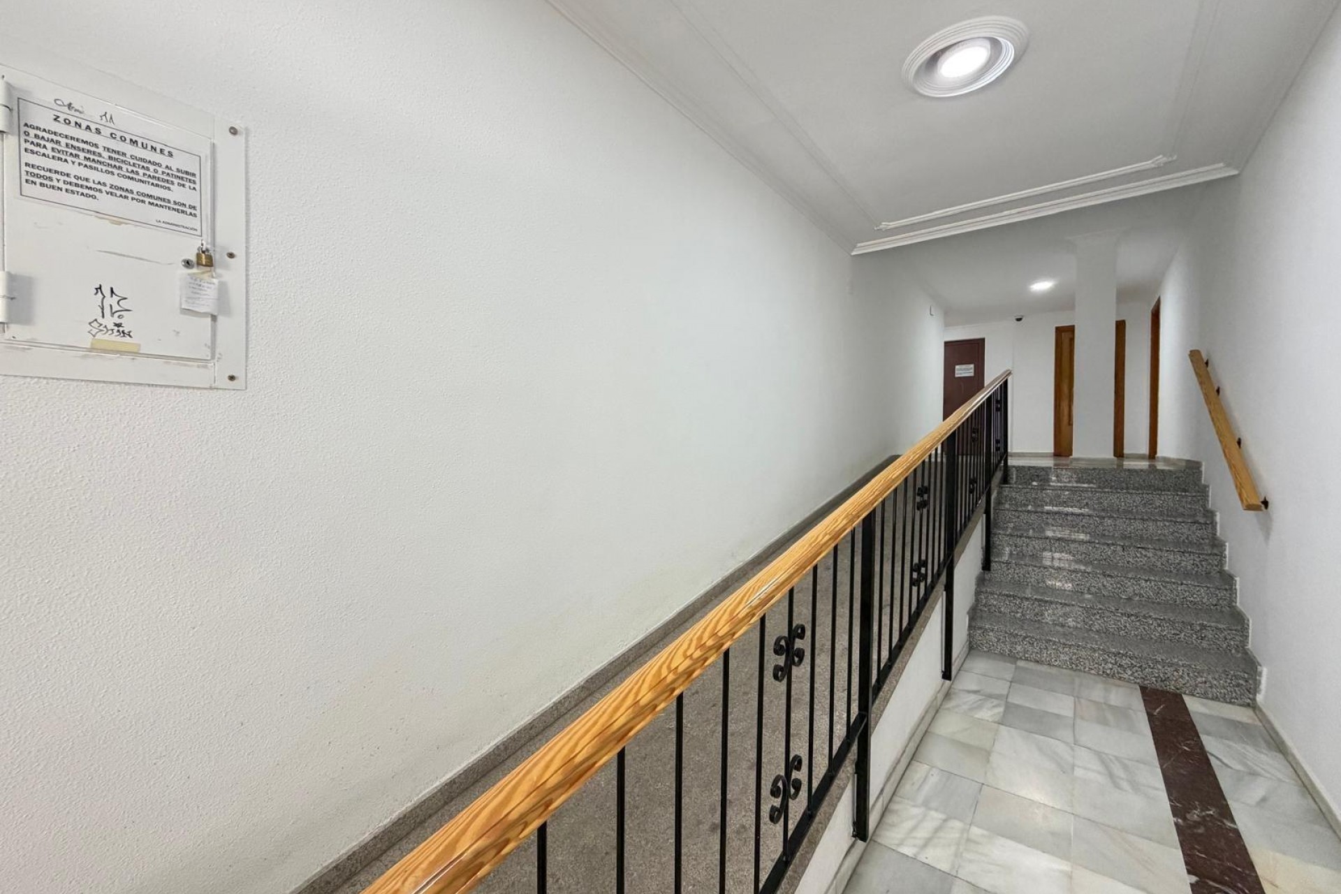 Sale - Apartamento -
Torrevieja - Playa del cura