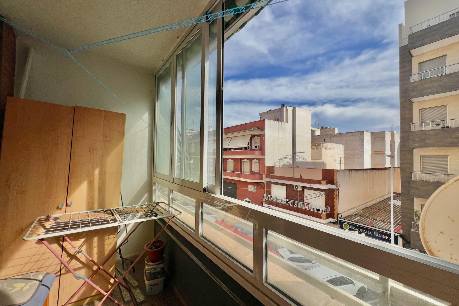 Sale - Apartamento -
Torrevieja - Puerto Deportivo