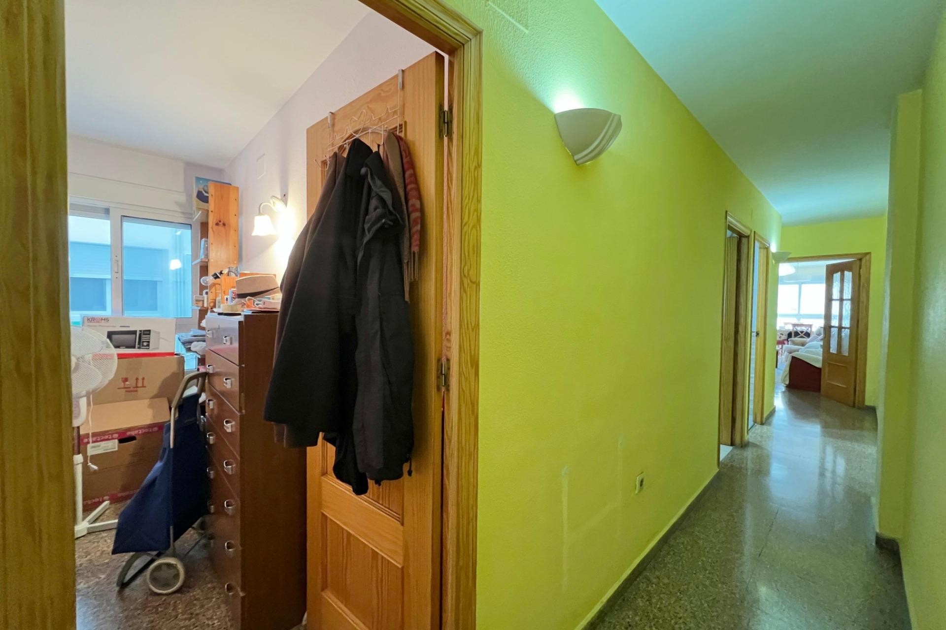 Sale - Apartamento -
Torrevieja - Puerto Deportivo