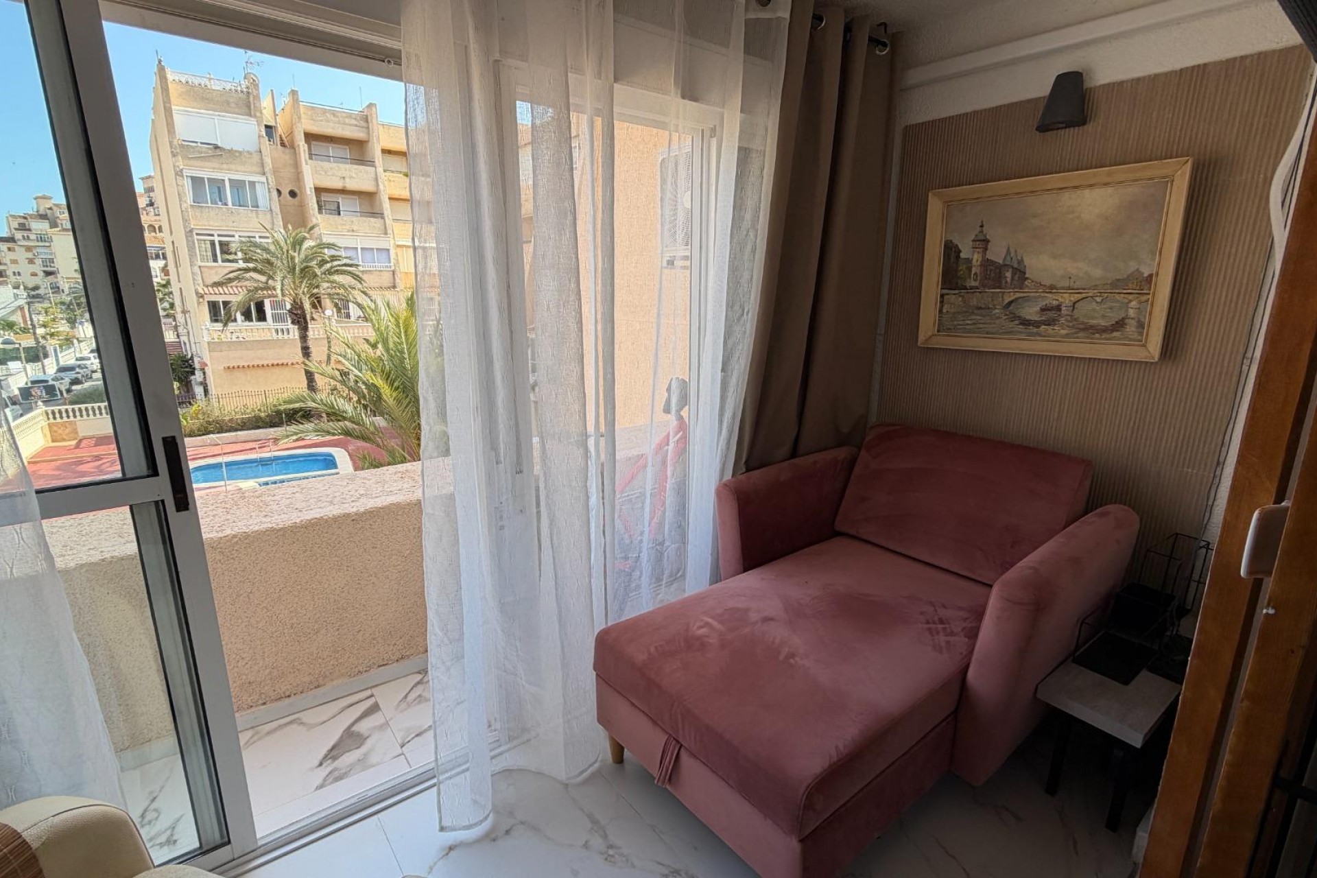Sale - Apartamento -
Torrevieja - Torrejón