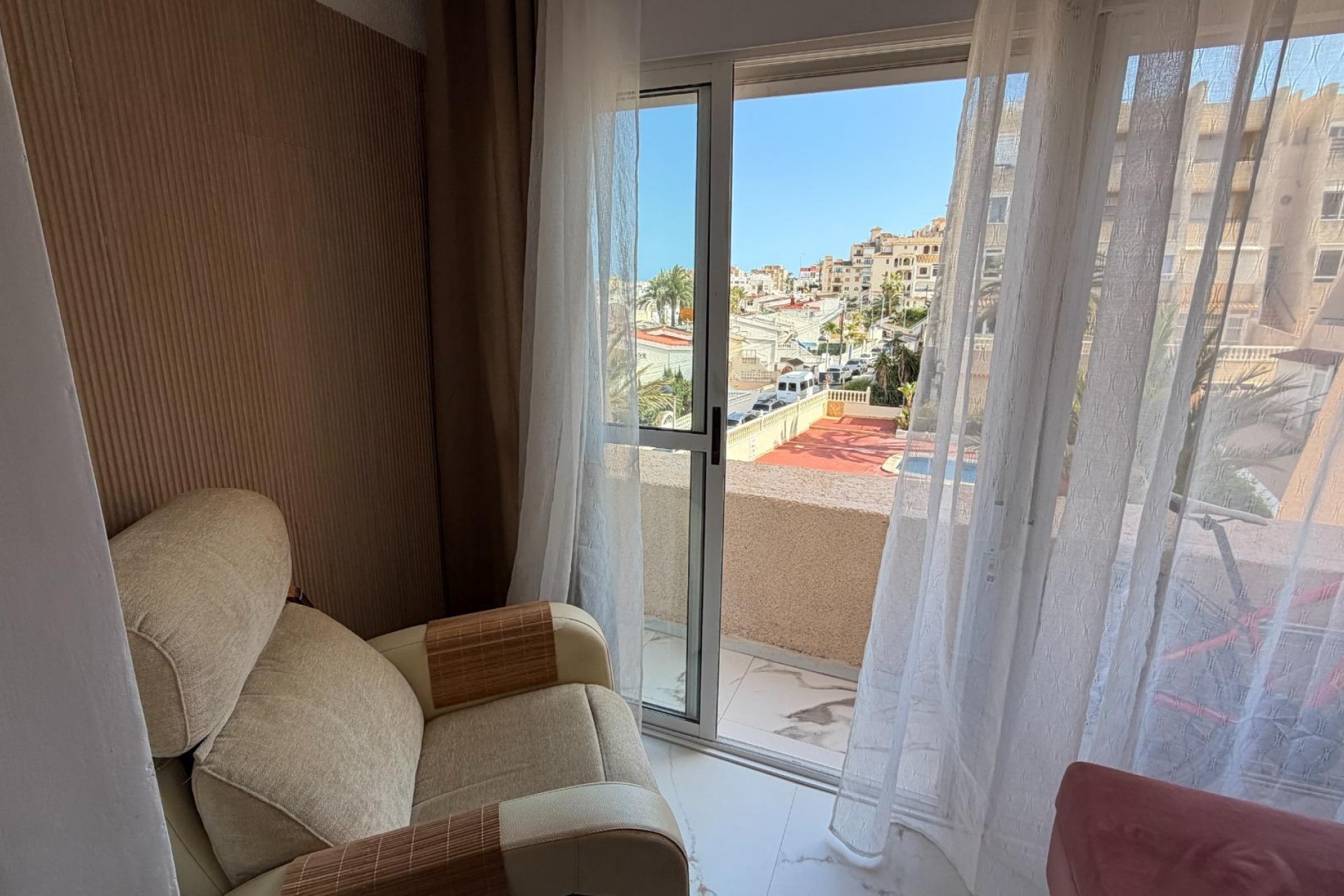 Sale - Apartamento -
Torrevieja - Torrejón