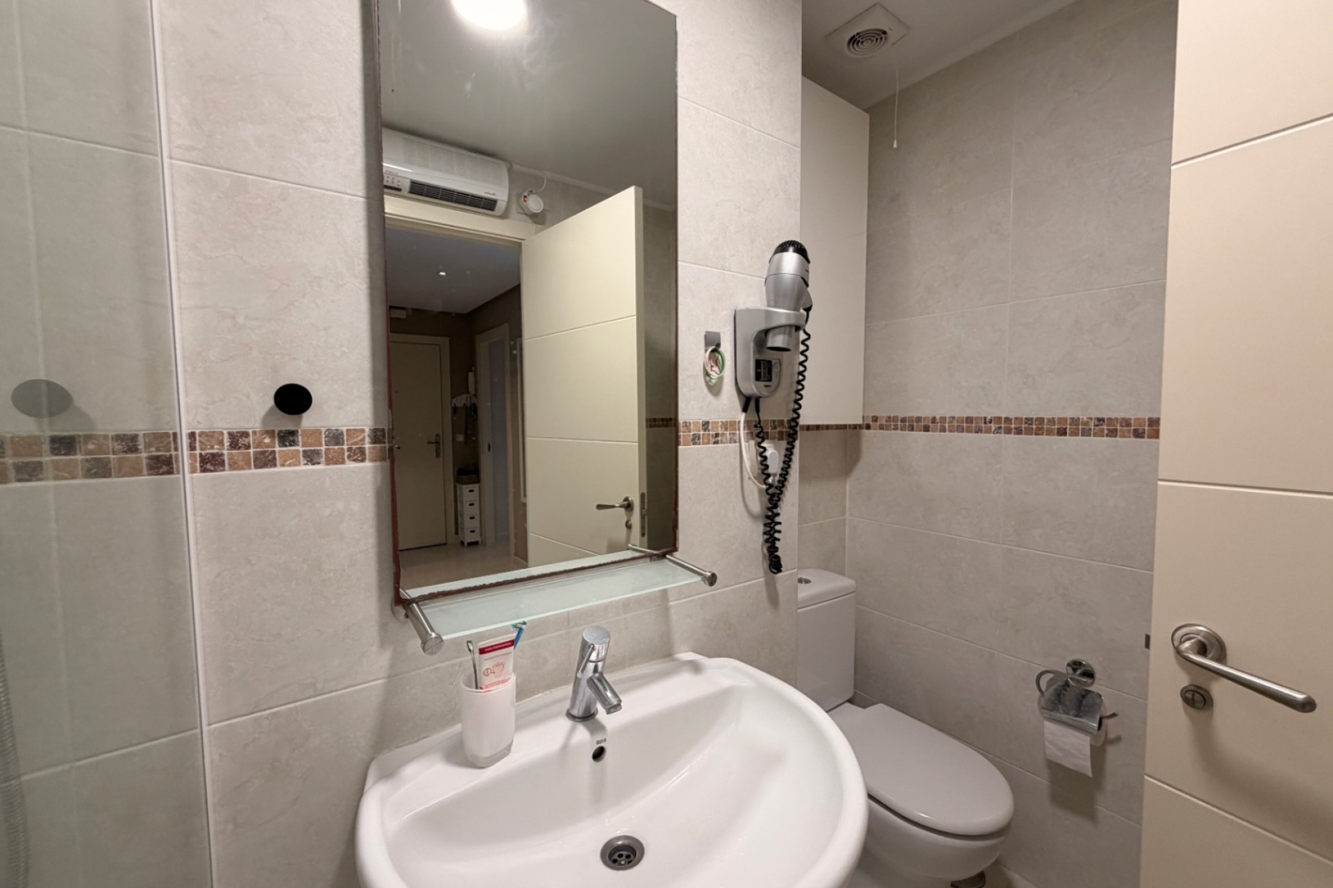 Sale - Apartment -
Altea