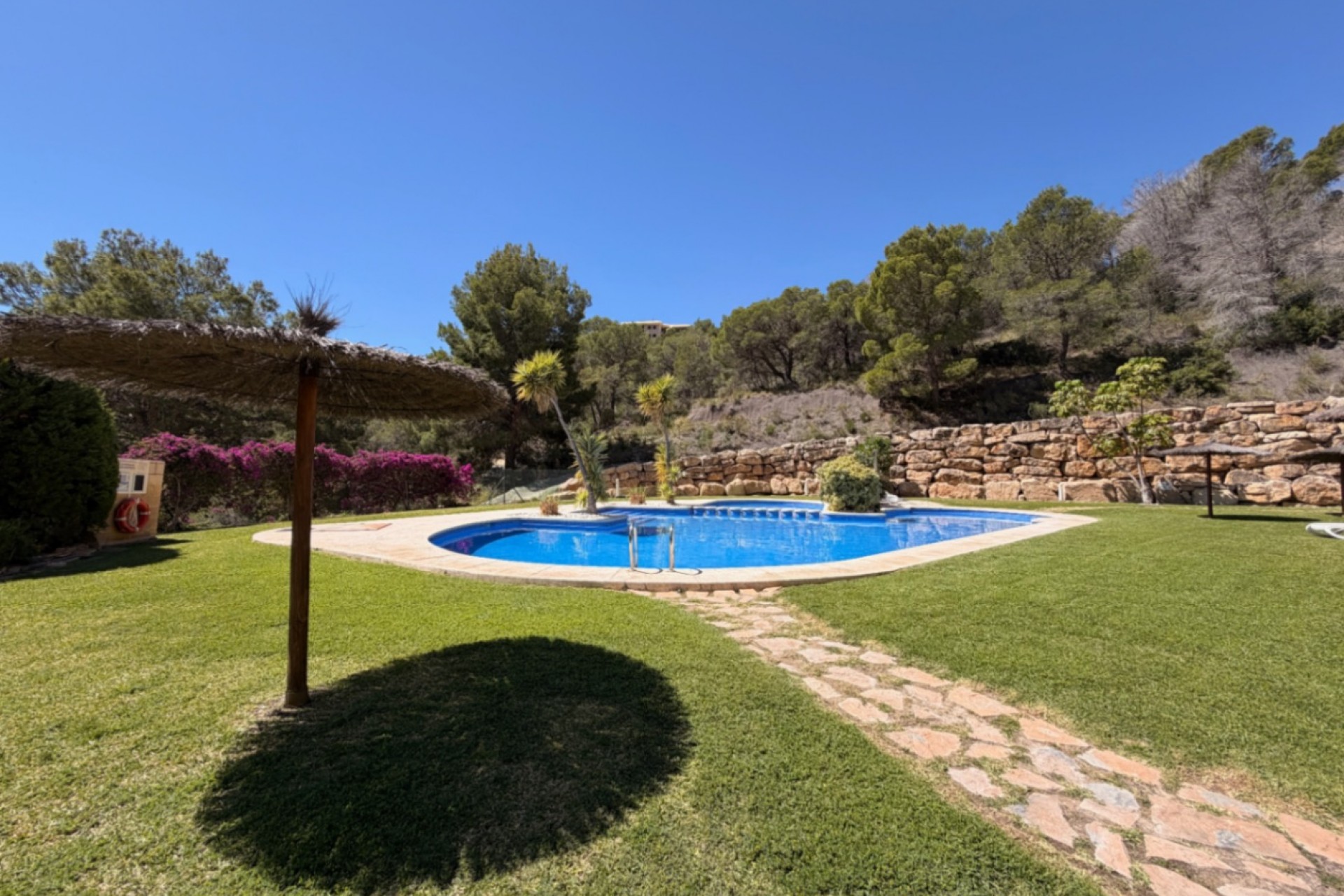 Sale - Apartment -
Altea