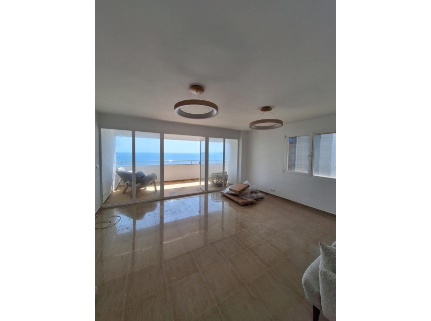 Sale - Apartment -
Benidorm - 1ª Linea