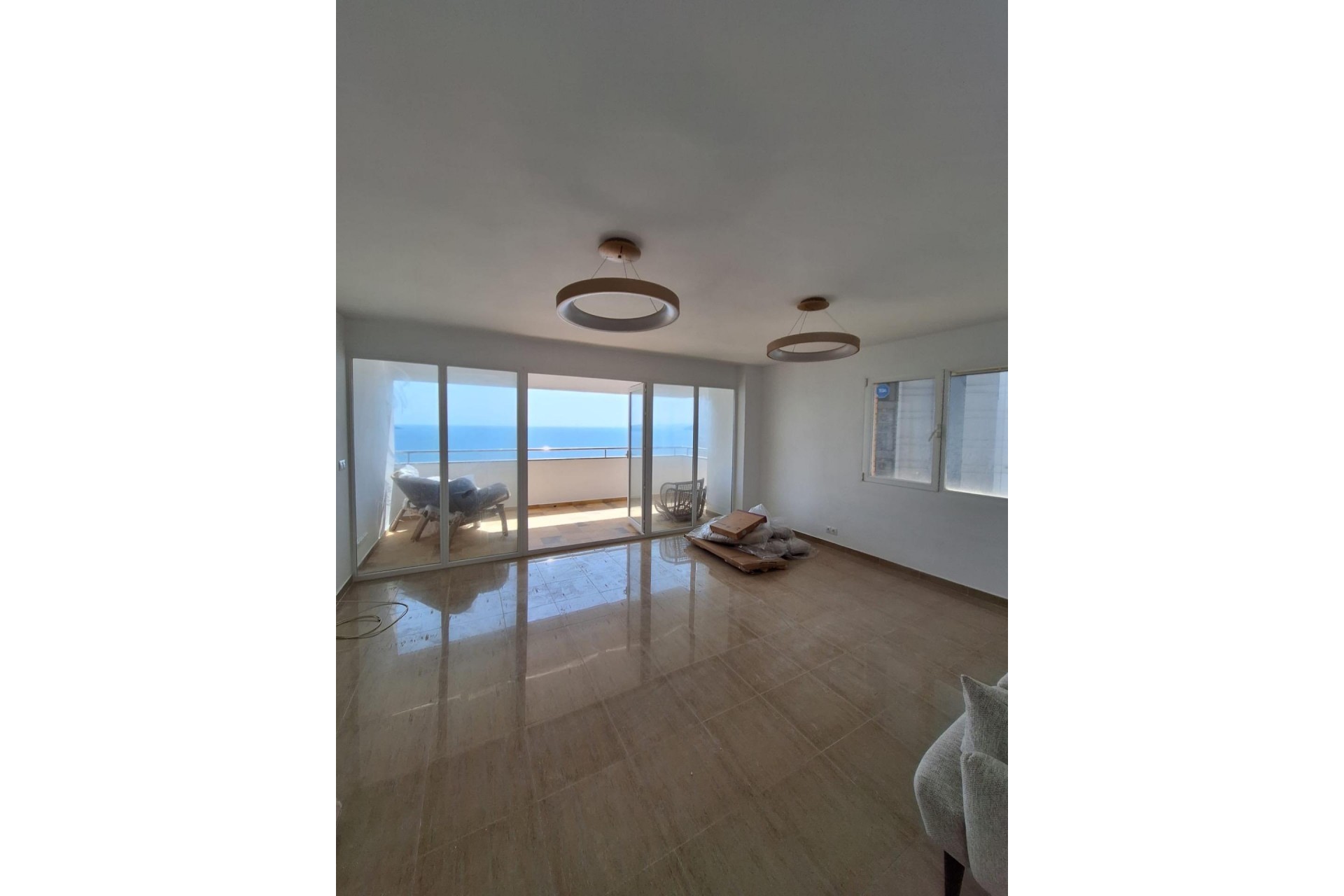 Sale - Apartment -
Benidorm - 1ª Linea