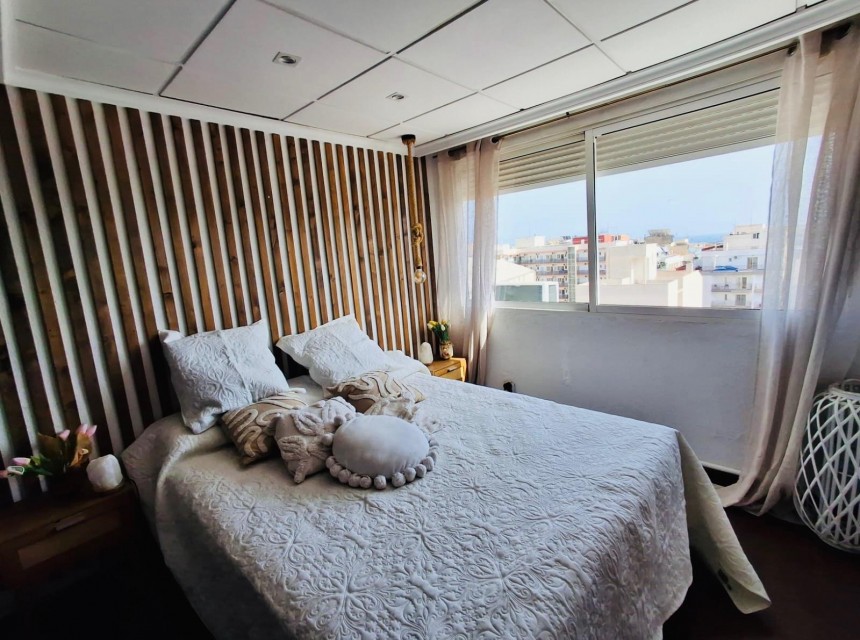 Sale - Apartment -
Benidorm - Poniente