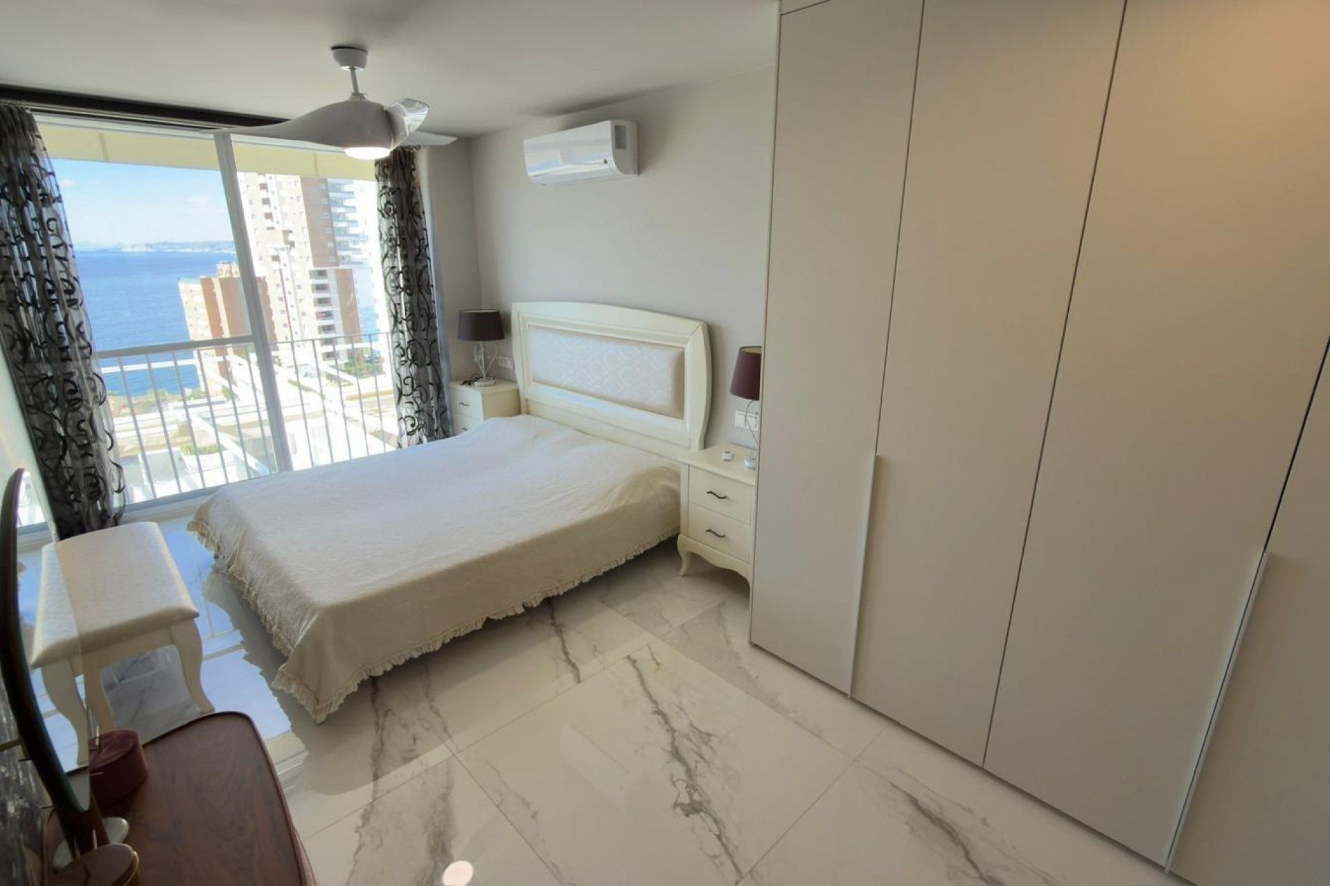 Sale - Apartment -
Benidorm - Rincon de Loix Cruz