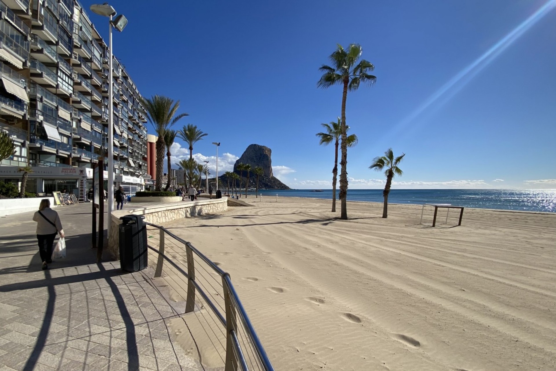 Sale - Apartment -
Calpe - 1º  linea al mar
