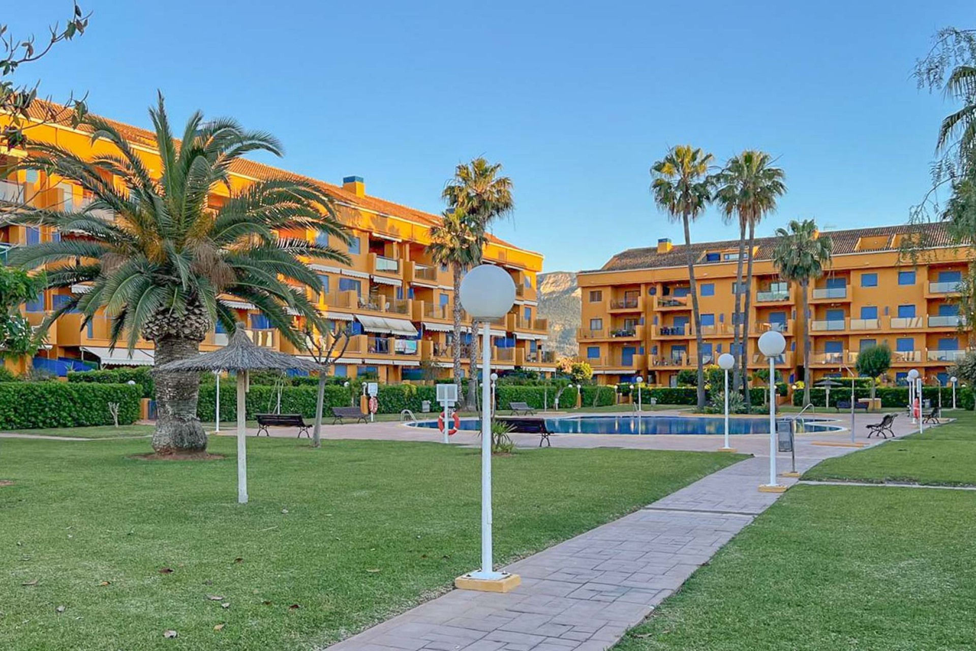 Sale - Apartment -
Denia