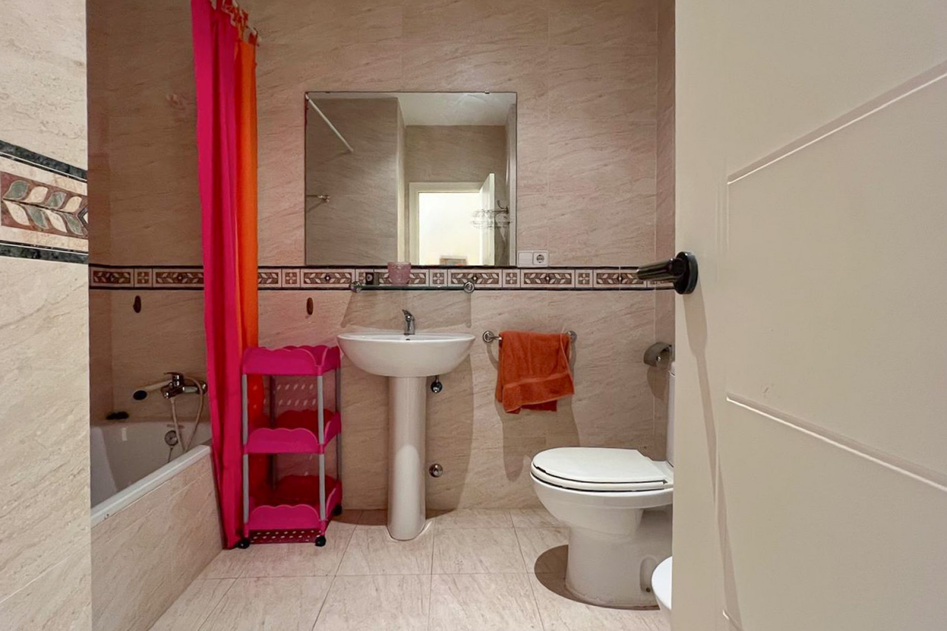 Sale - Apartment -
Denia