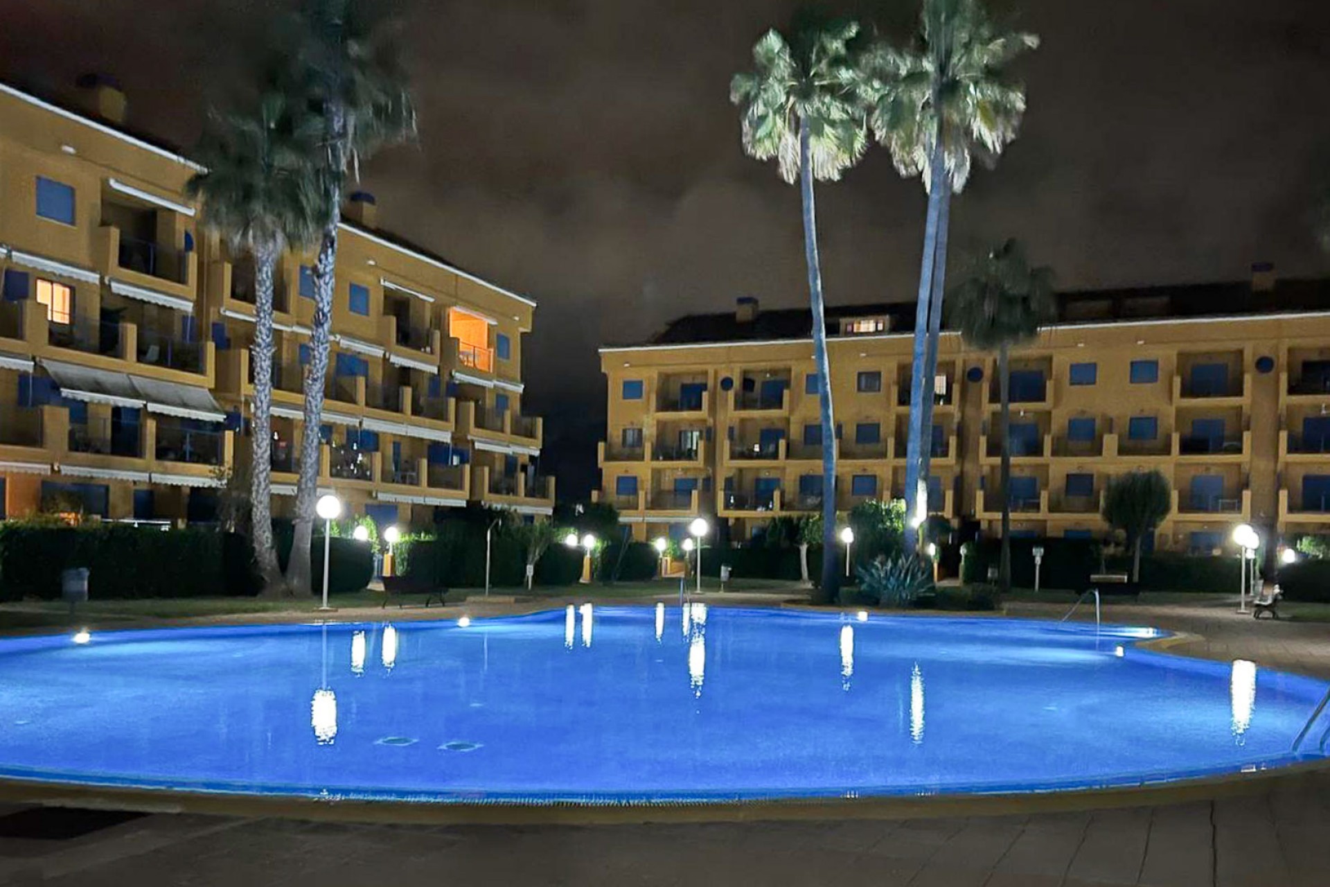 Sale - Apartment -
Denia