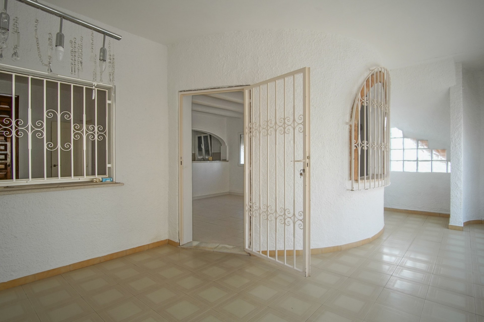 Sale - Apartment -
Denia