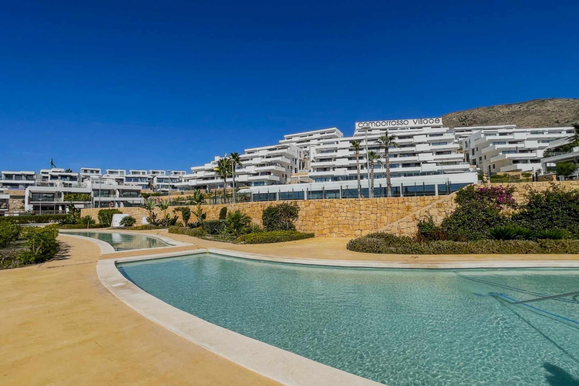 Sale - Apartment -
Finestrat - Camporrosso village