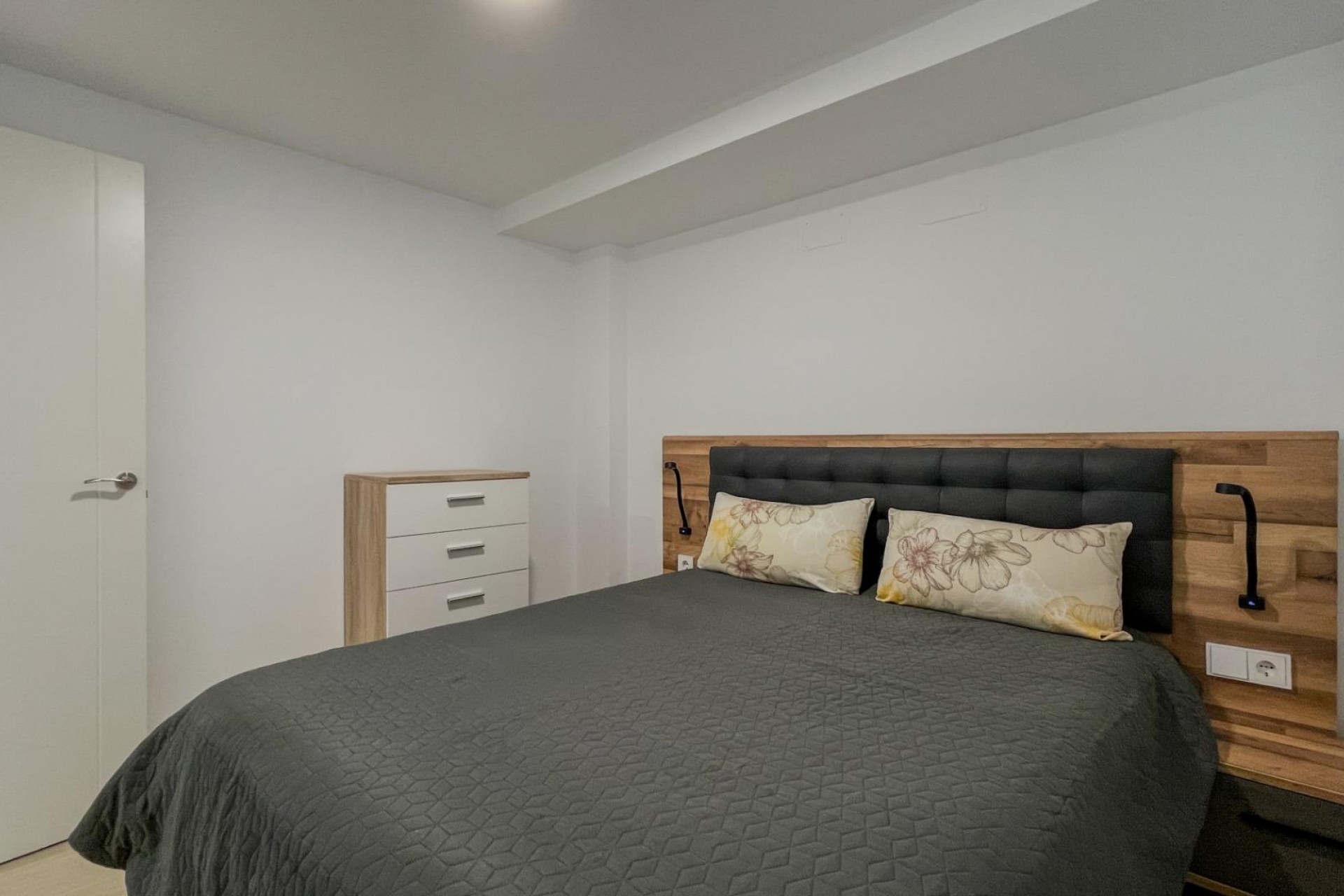 Sale - Apartment -
Finestrat - Camporrosso village