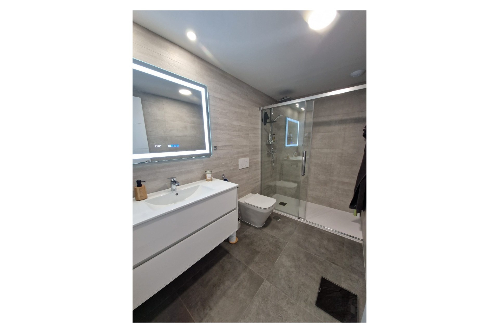 Sale - Apartment -
Finestrat