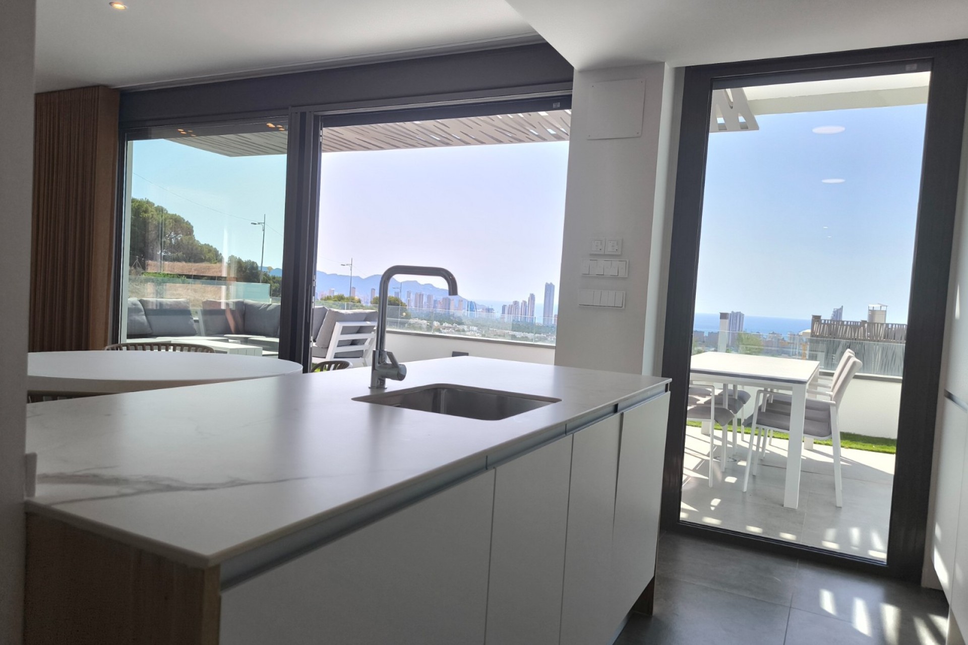 Sale - Apartment -
Finestrat