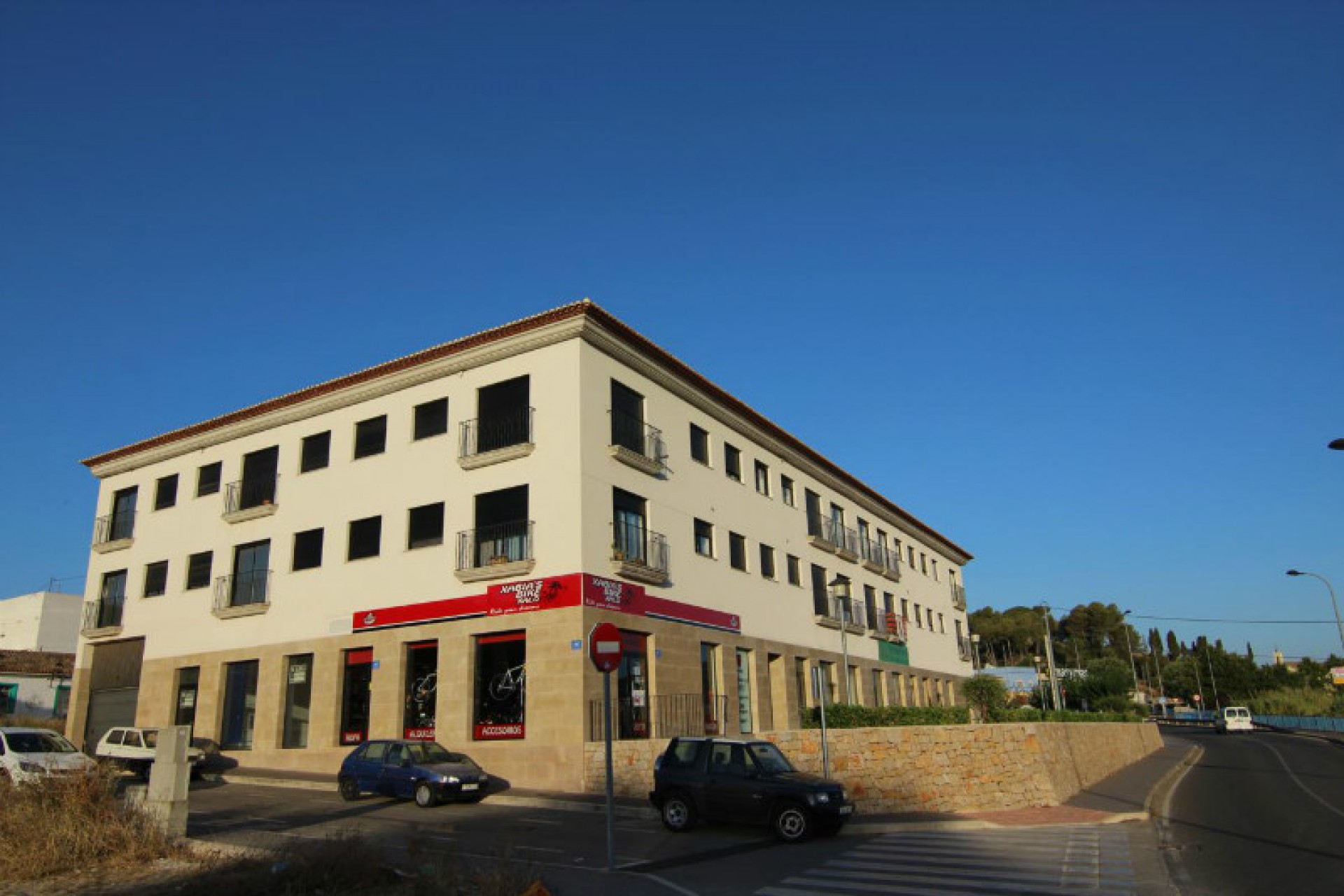 Sale - Apartment -
Jalon