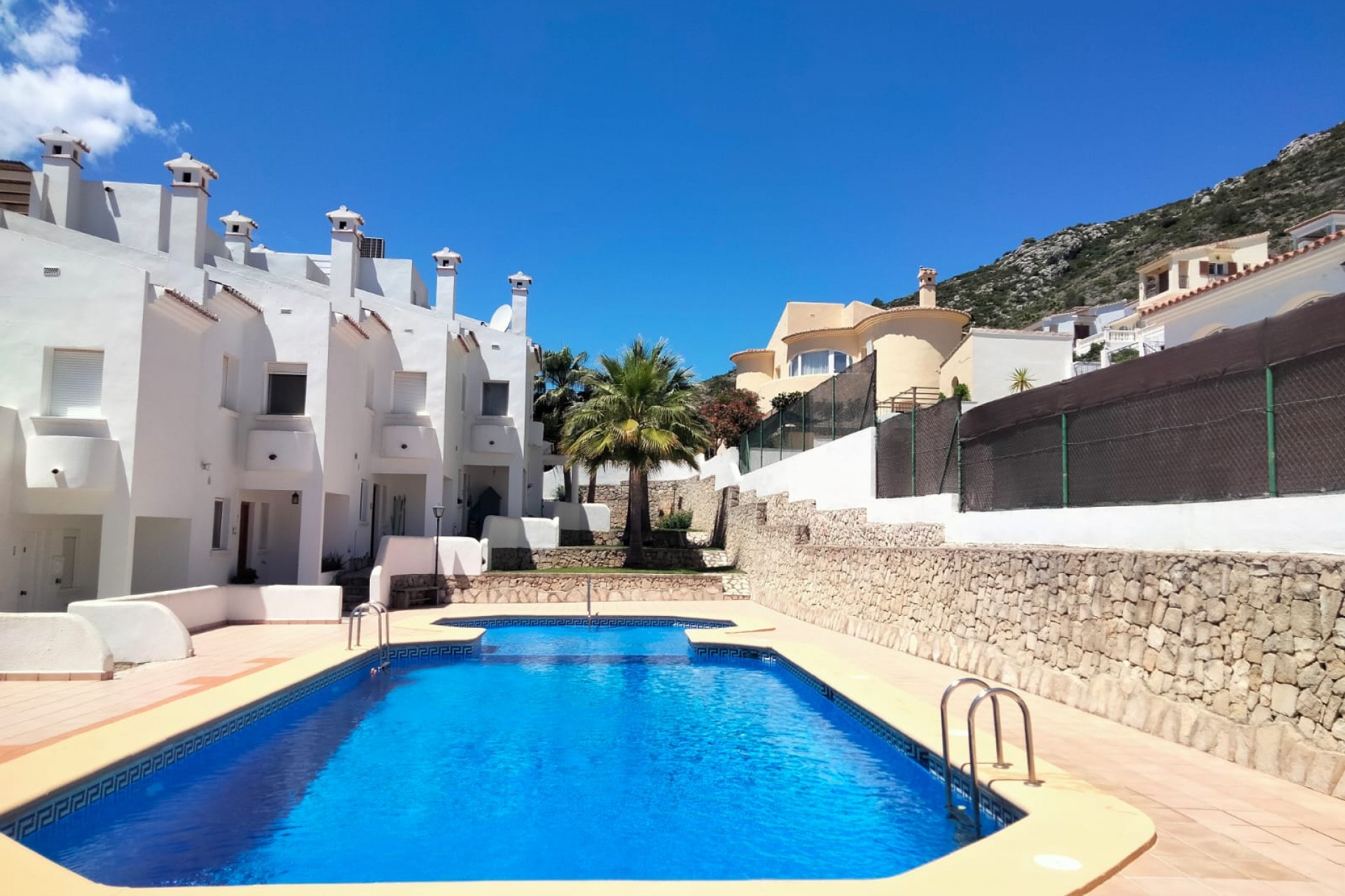 Sale - Apartment -
Jalon