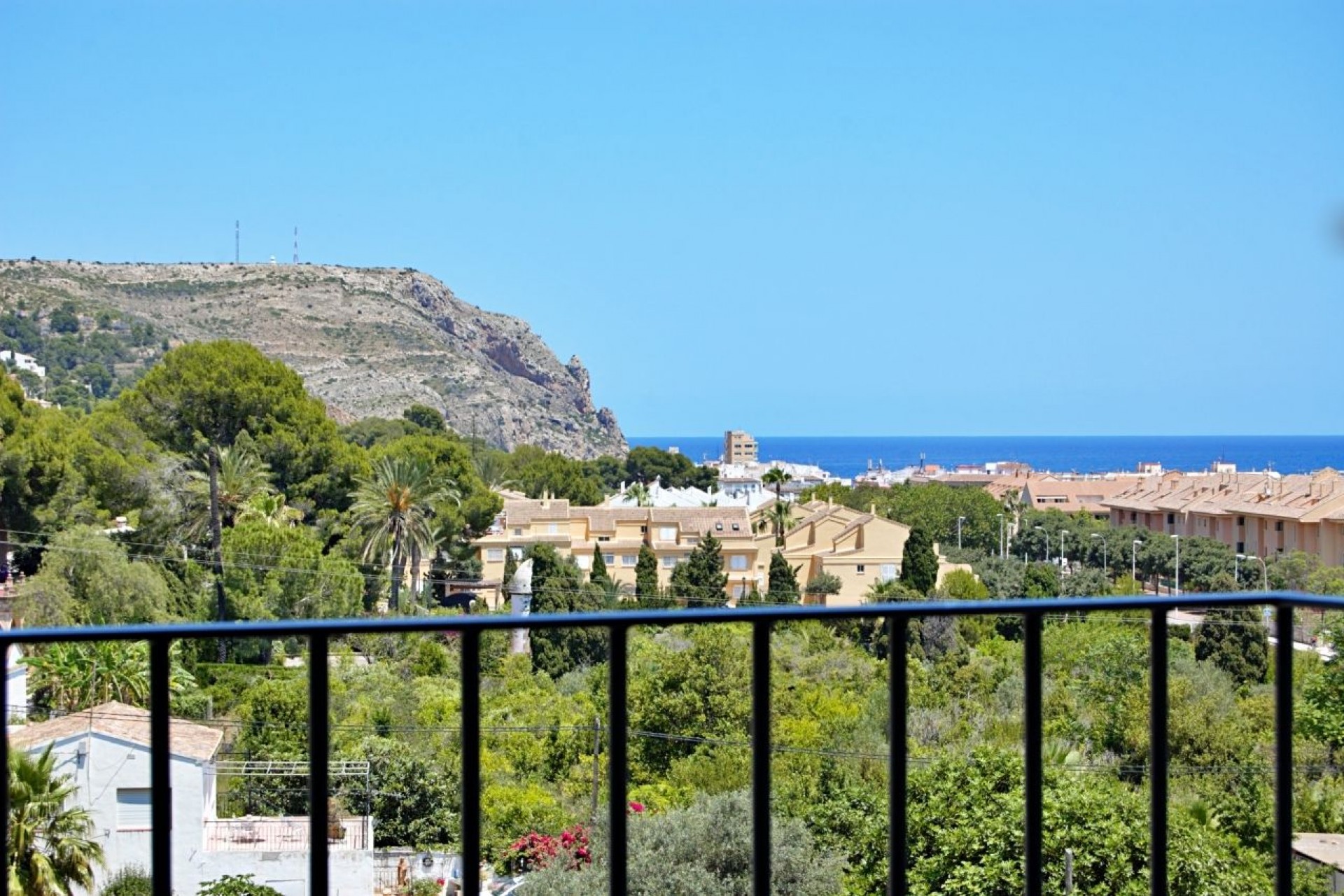 Sale - Apartment -
Javea - Centro