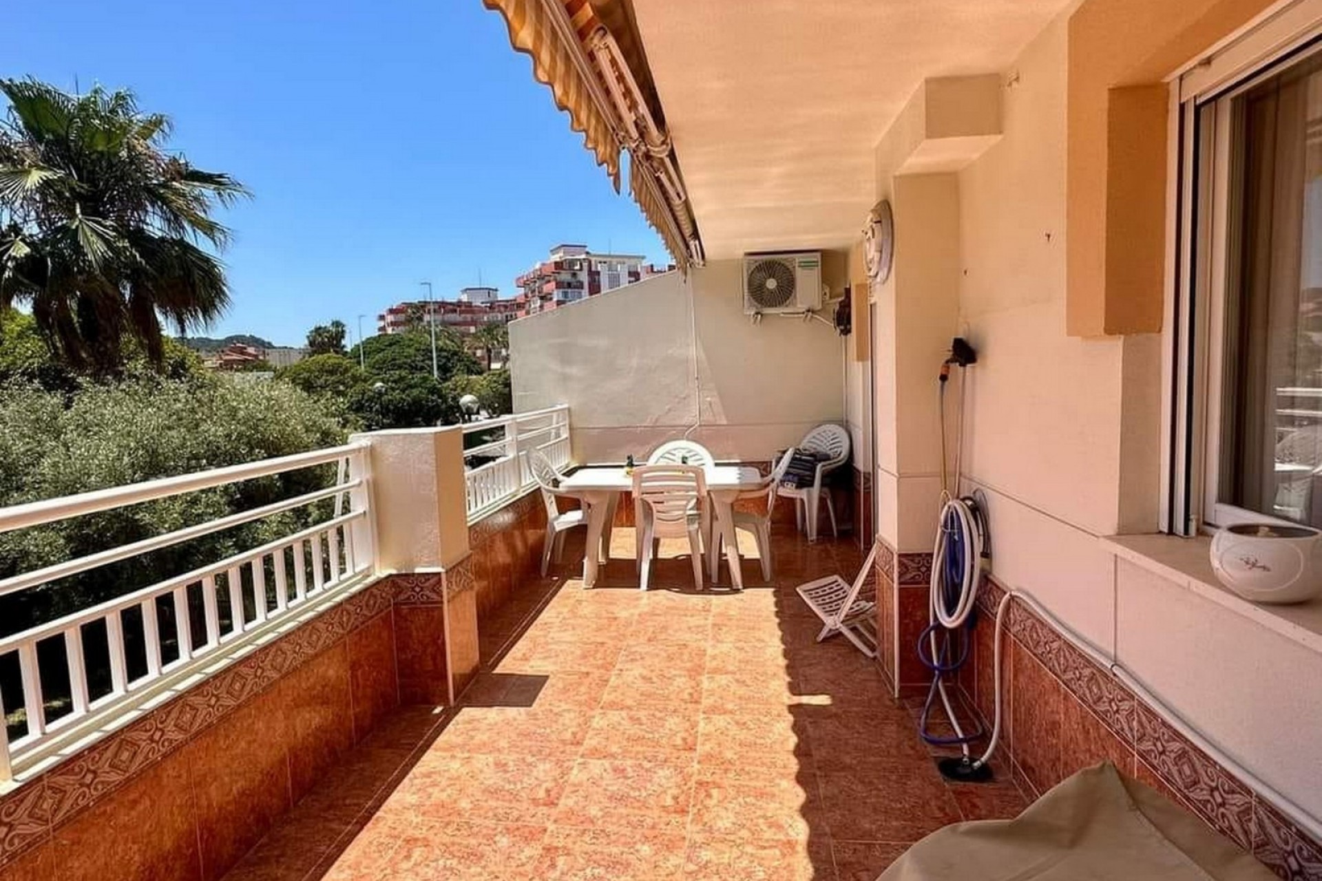 Sale - Apartment -
Javea - El Arenal